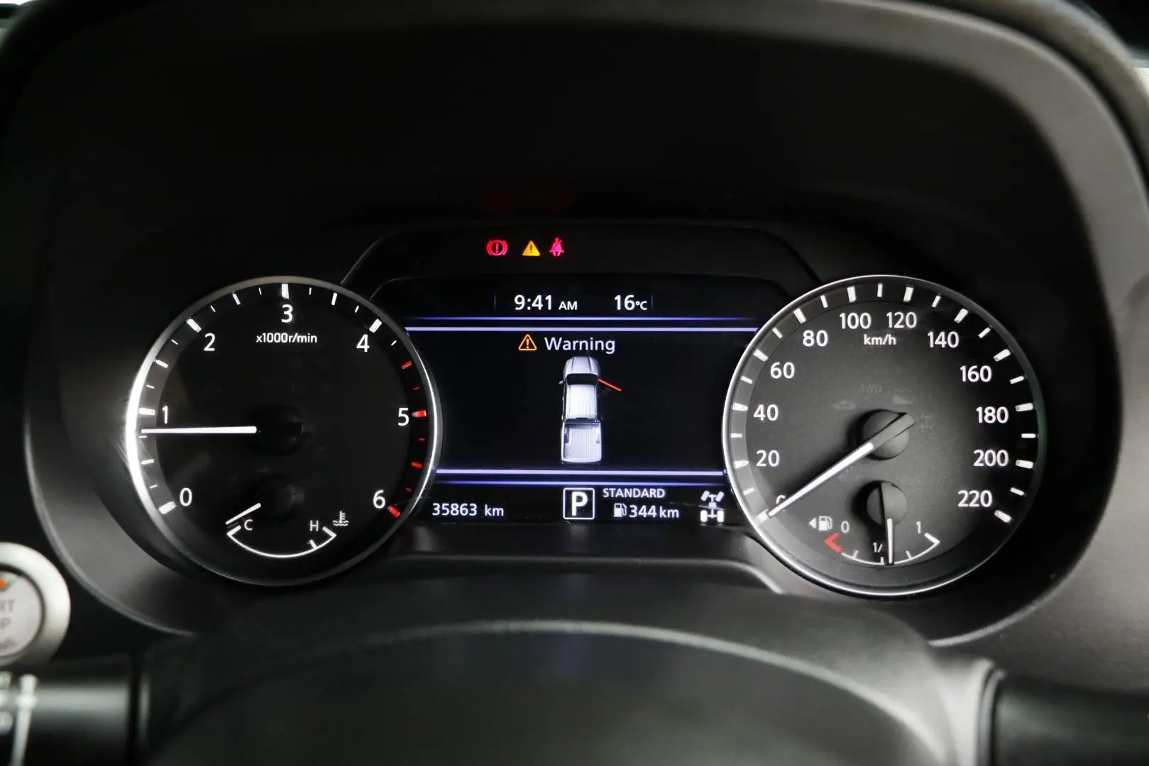 2022 Nissan Navara Gallery Image 12