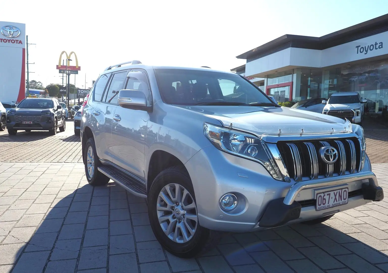 2017 Toyota Landcruiser Prado Gallery Image 1