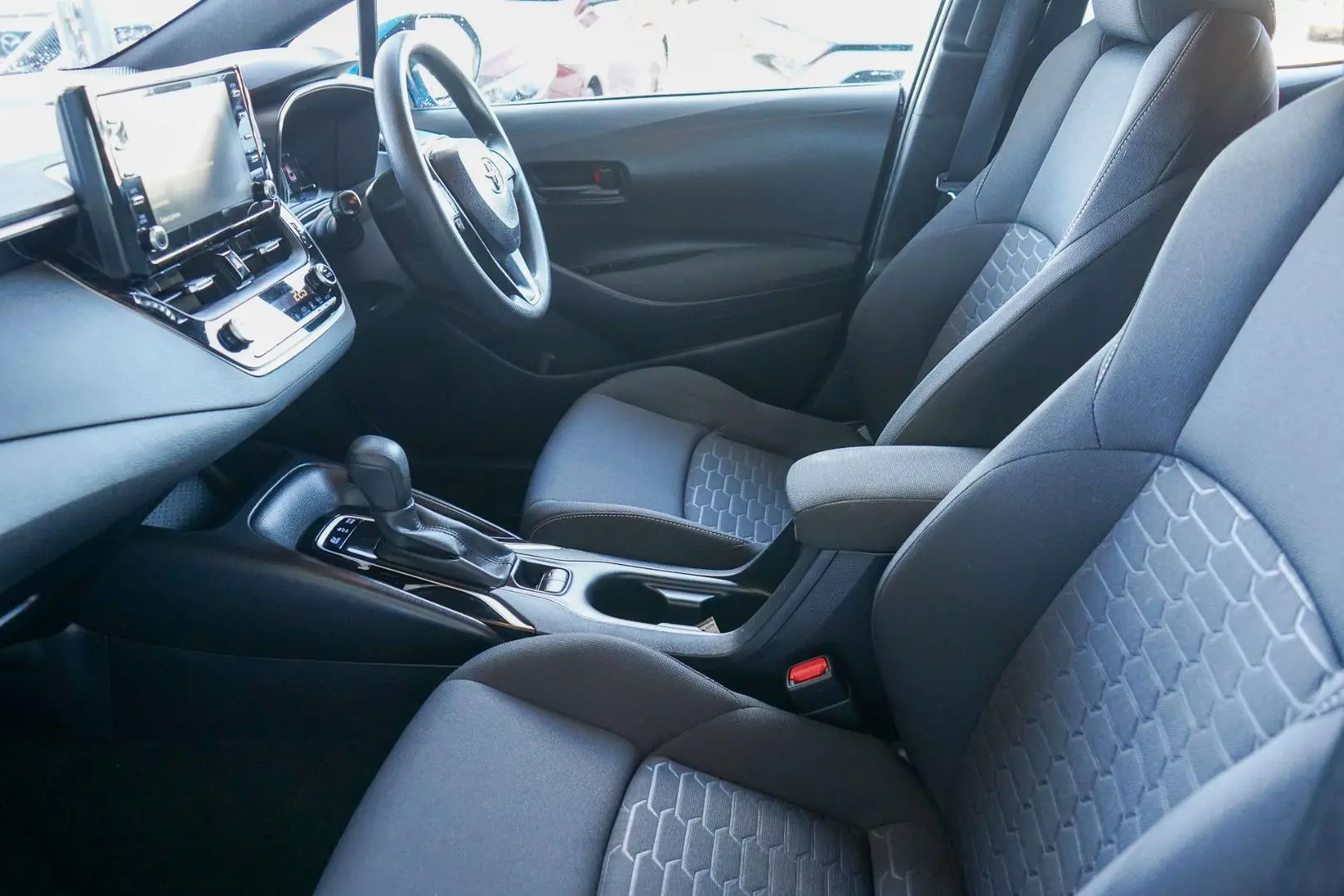 2020 Toyota Corolla Gallery Image 9