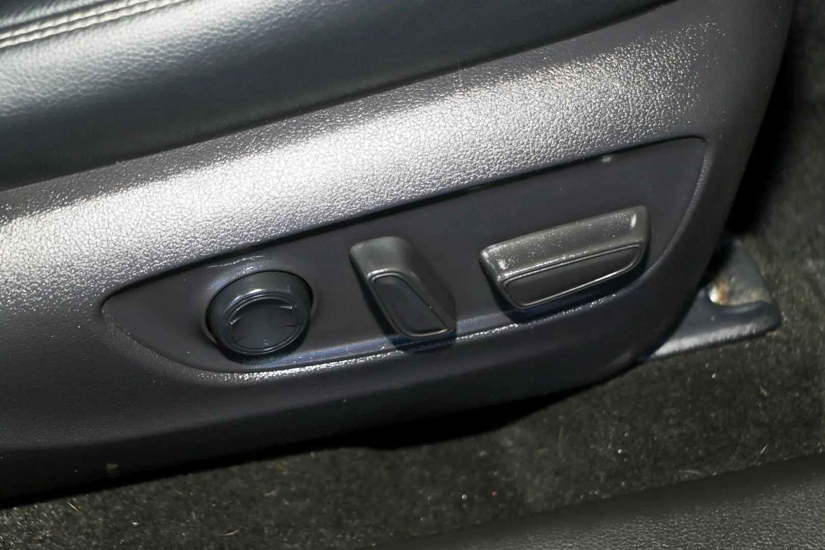 2021 Toyota RAV4 Gallery Image 16