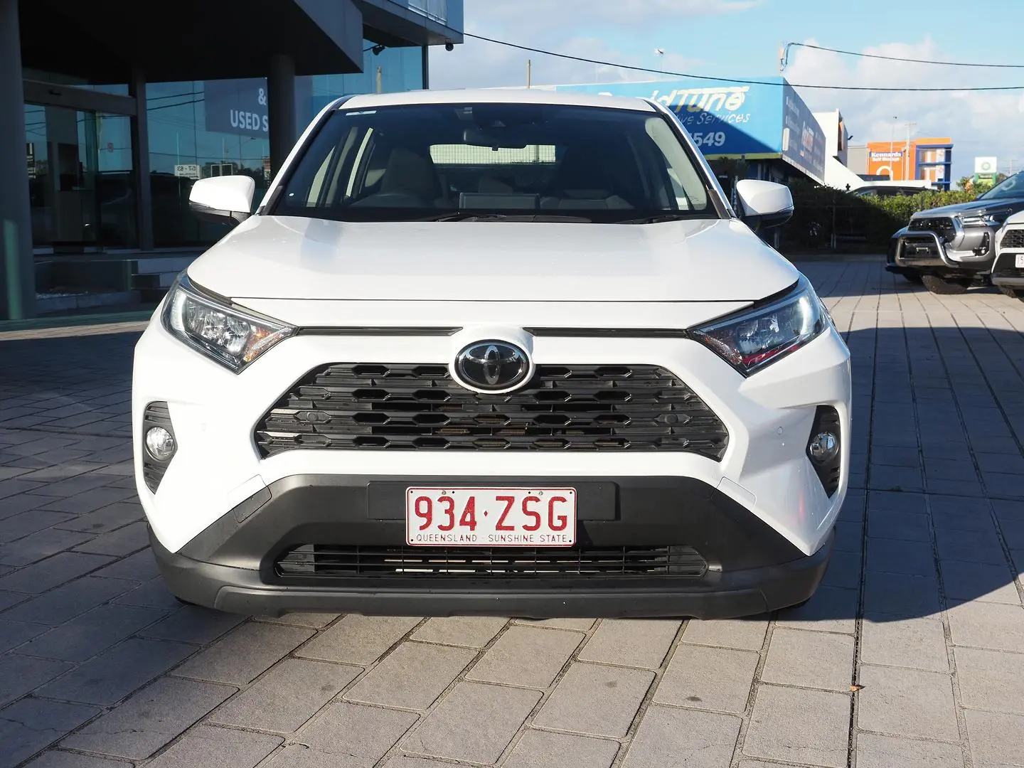 2020 Toyota RAV4 Gallery Image 10