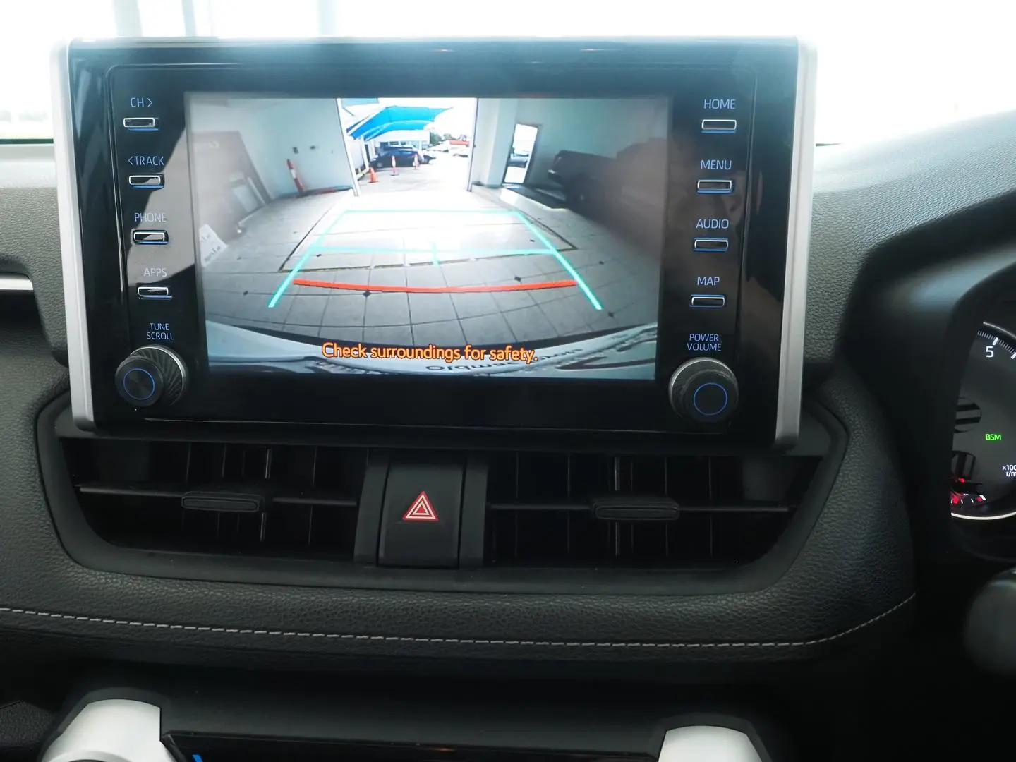 2020 Toyota RAV4 Gallery Image 20