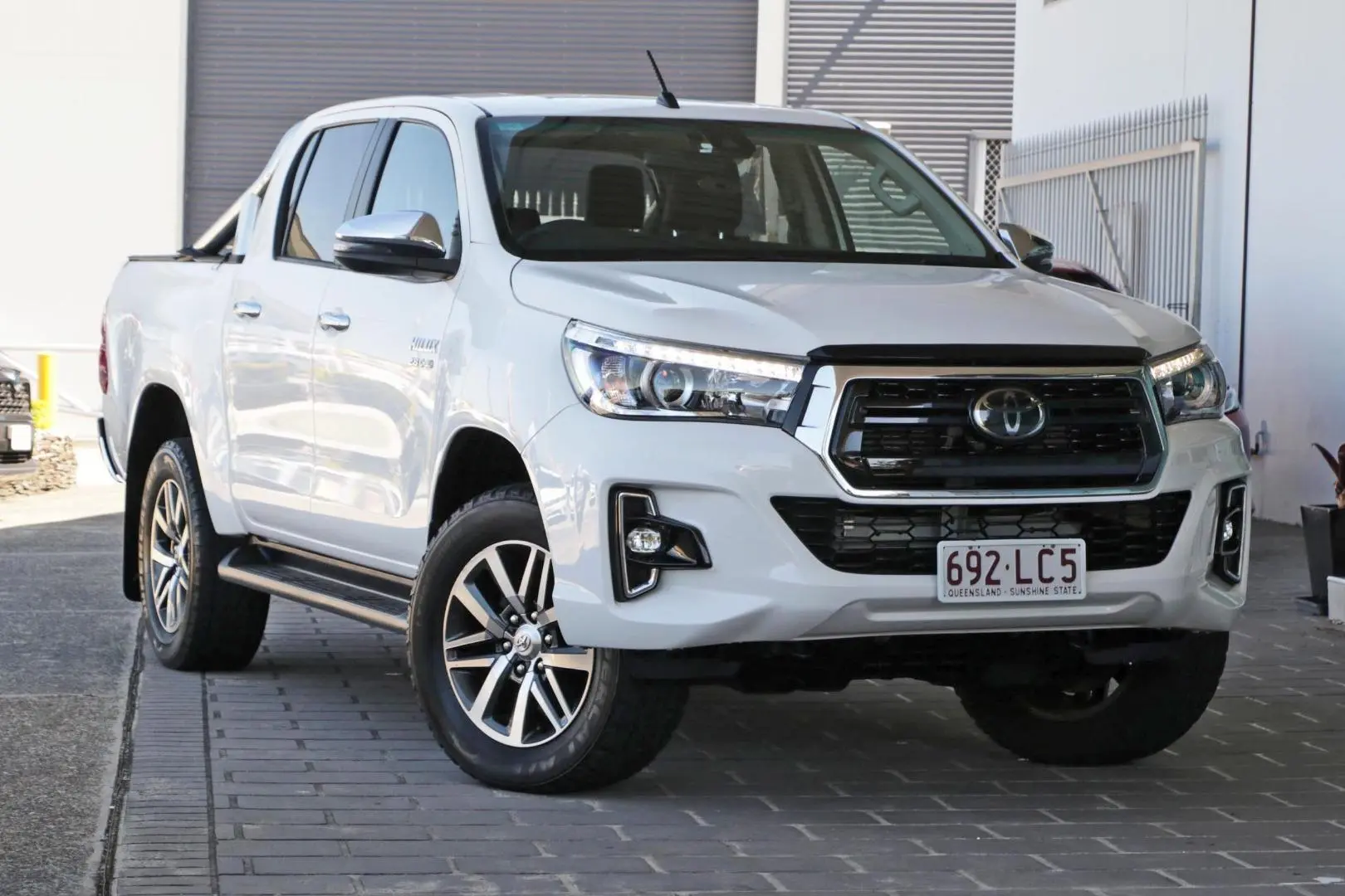 2020 Toyota Hilux Image 1