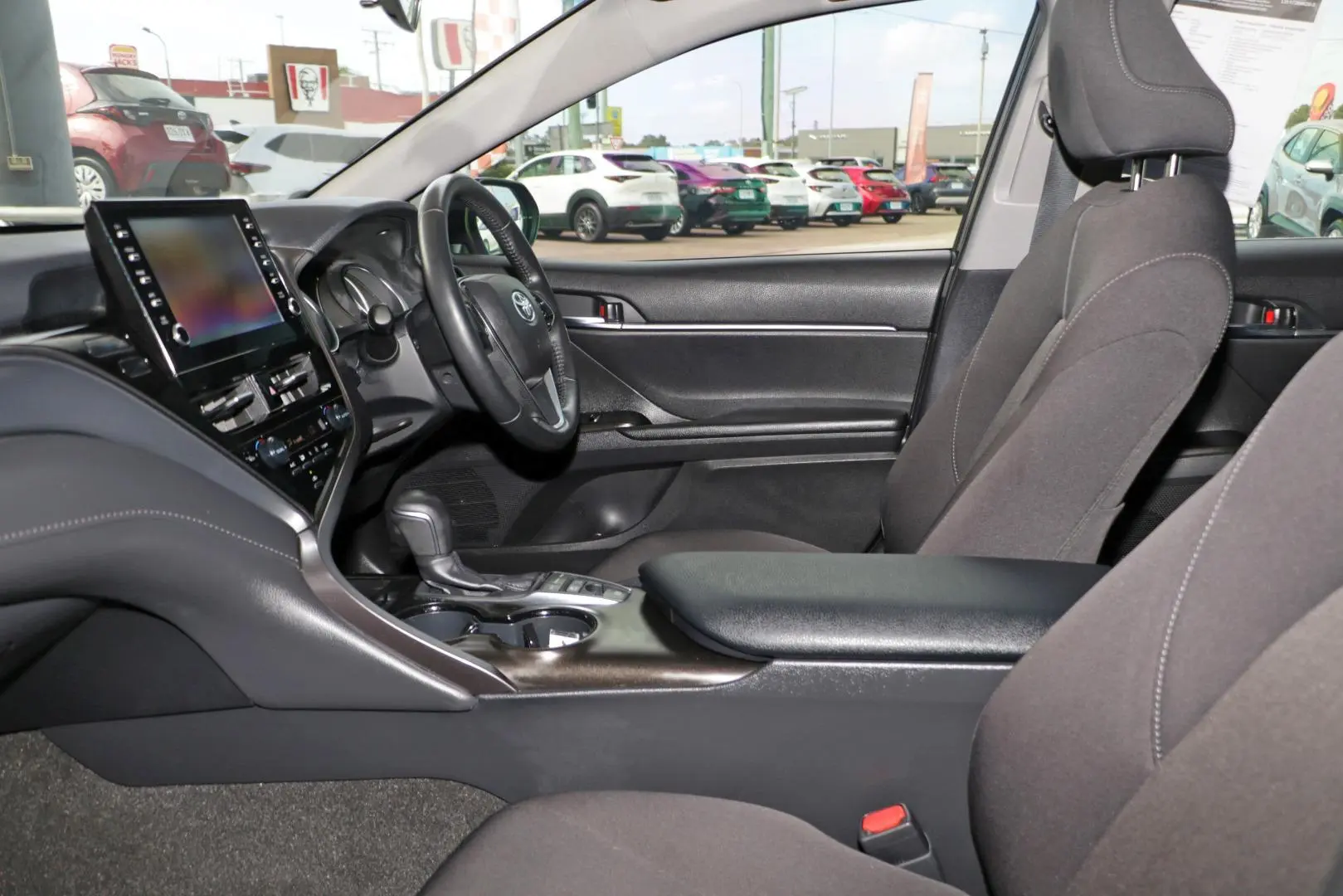 2021 Toyota Camry Gallery Image 8