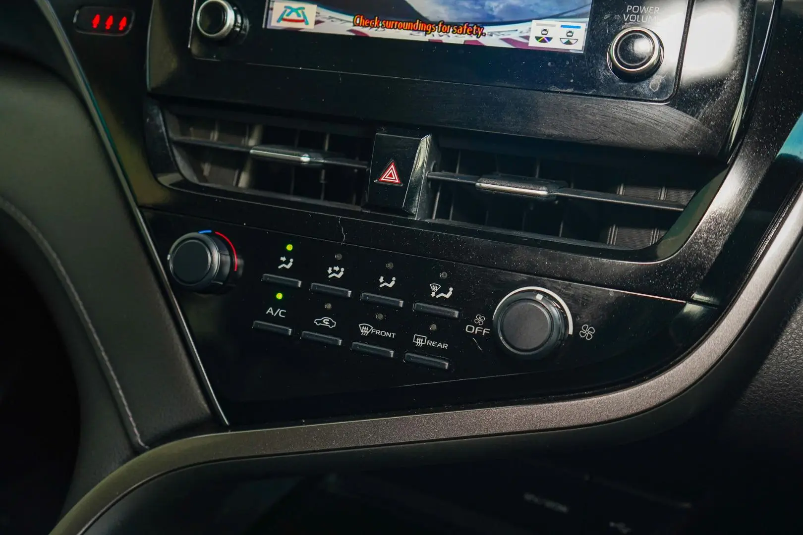 2021 Toyota Camry Gallery Image 14