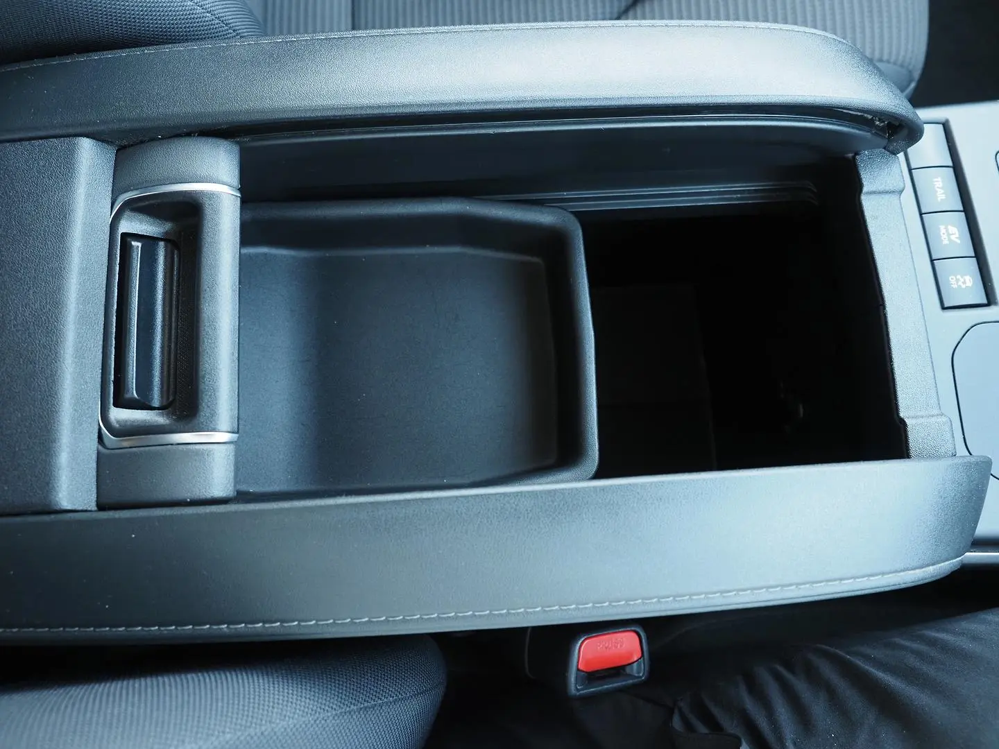 2022 Toyota Kluger Gallery Image 16