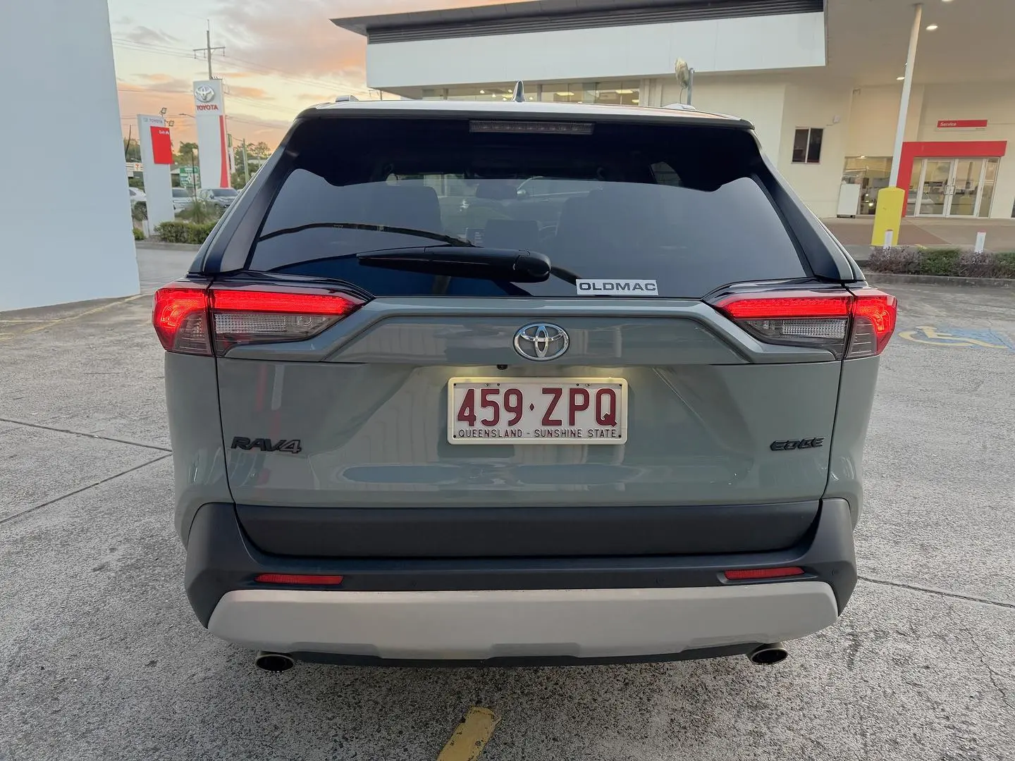 2020 Toyota RAV4 Gallery Image 7
