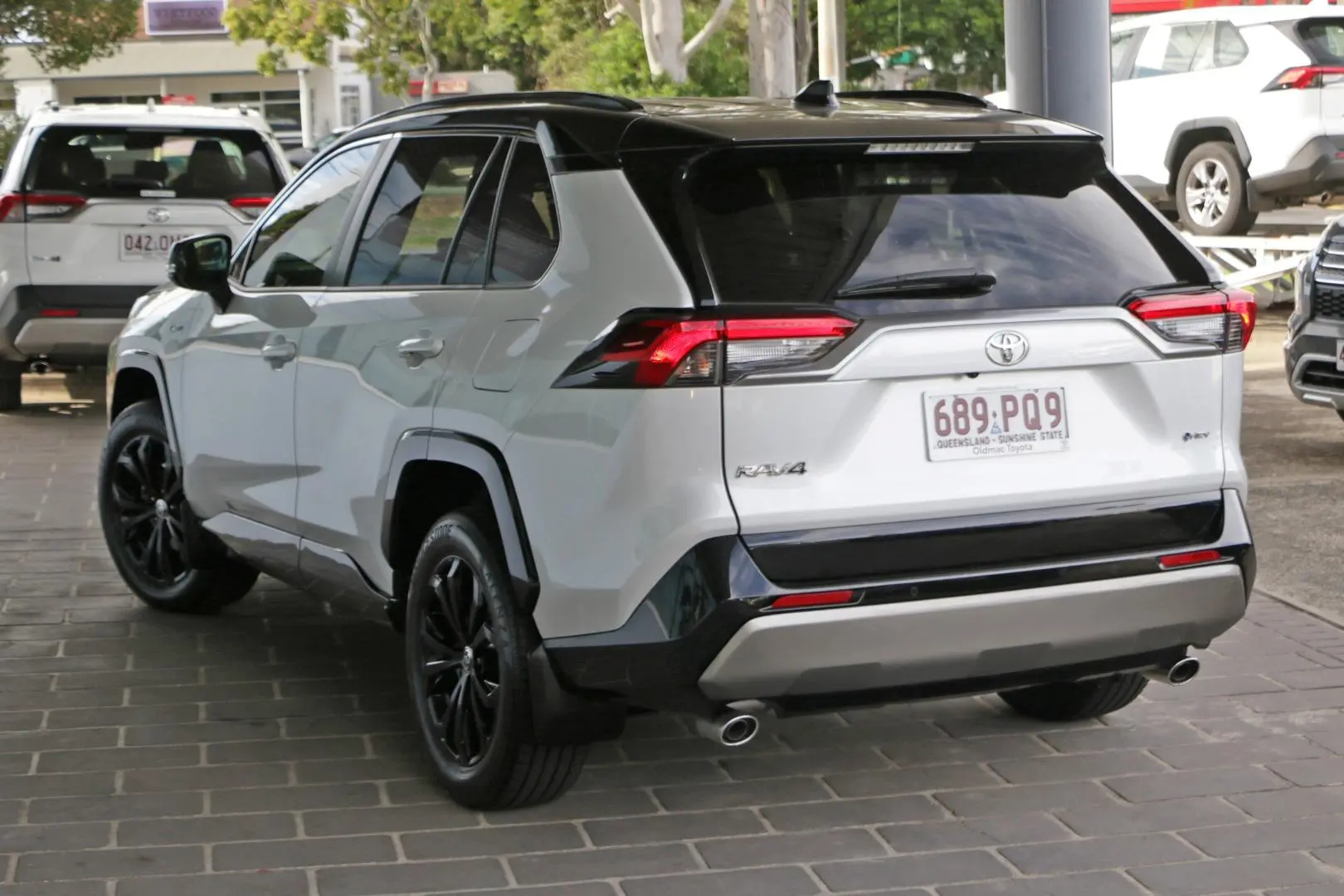2024 Toyota RAV4 Gallery Image 2