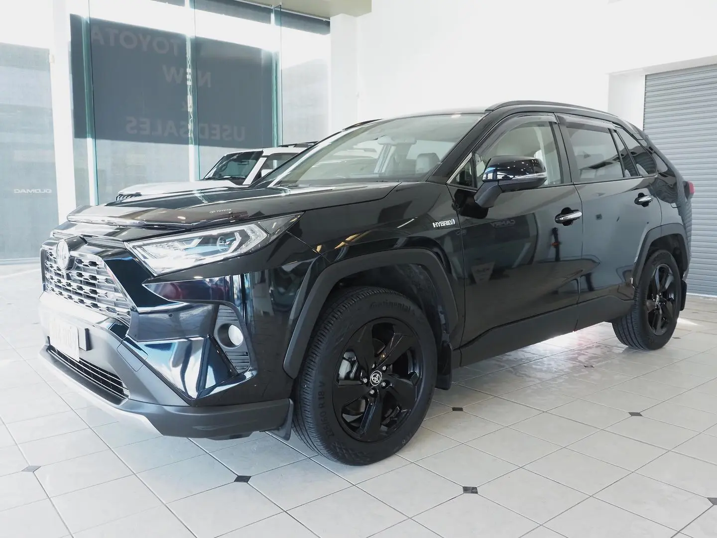 2021 Toyota RAV4 Gallery Image 9