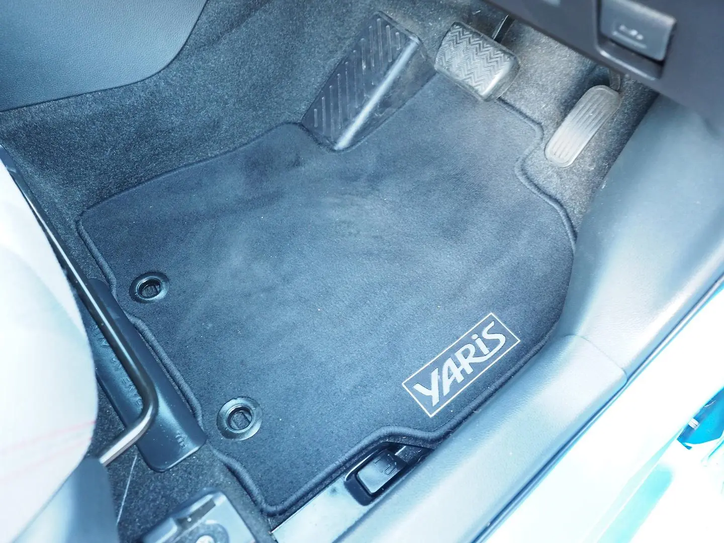 2021 Toyota Yaris Gallery Image 20