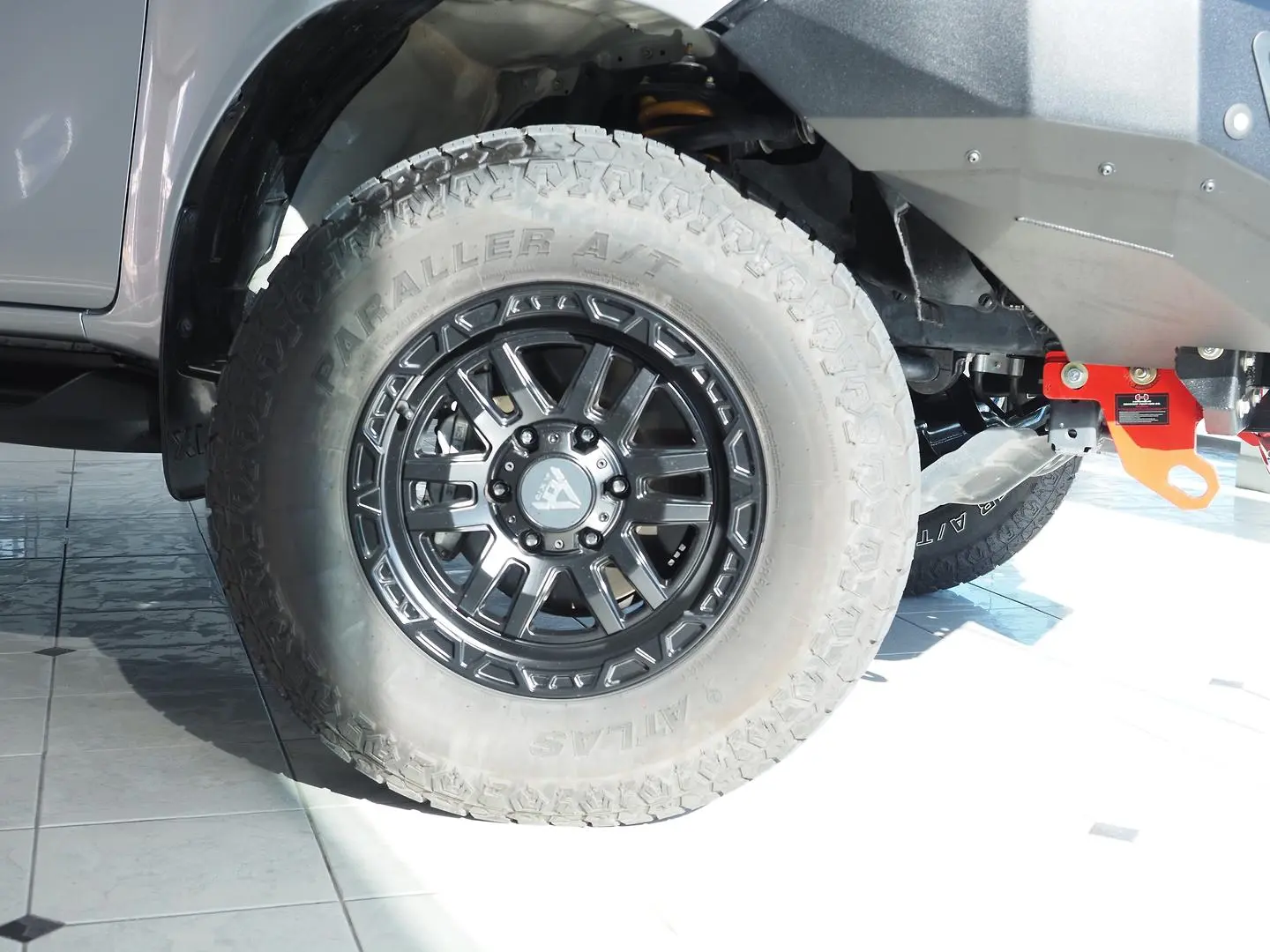 2025 Toyota Hilux Gallery Image 15