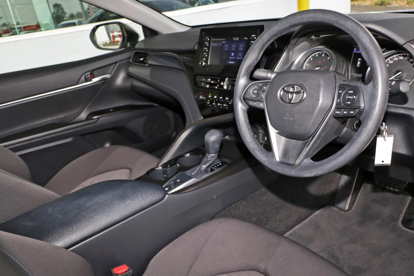2024 Toyota Camry Gallery Image 8
