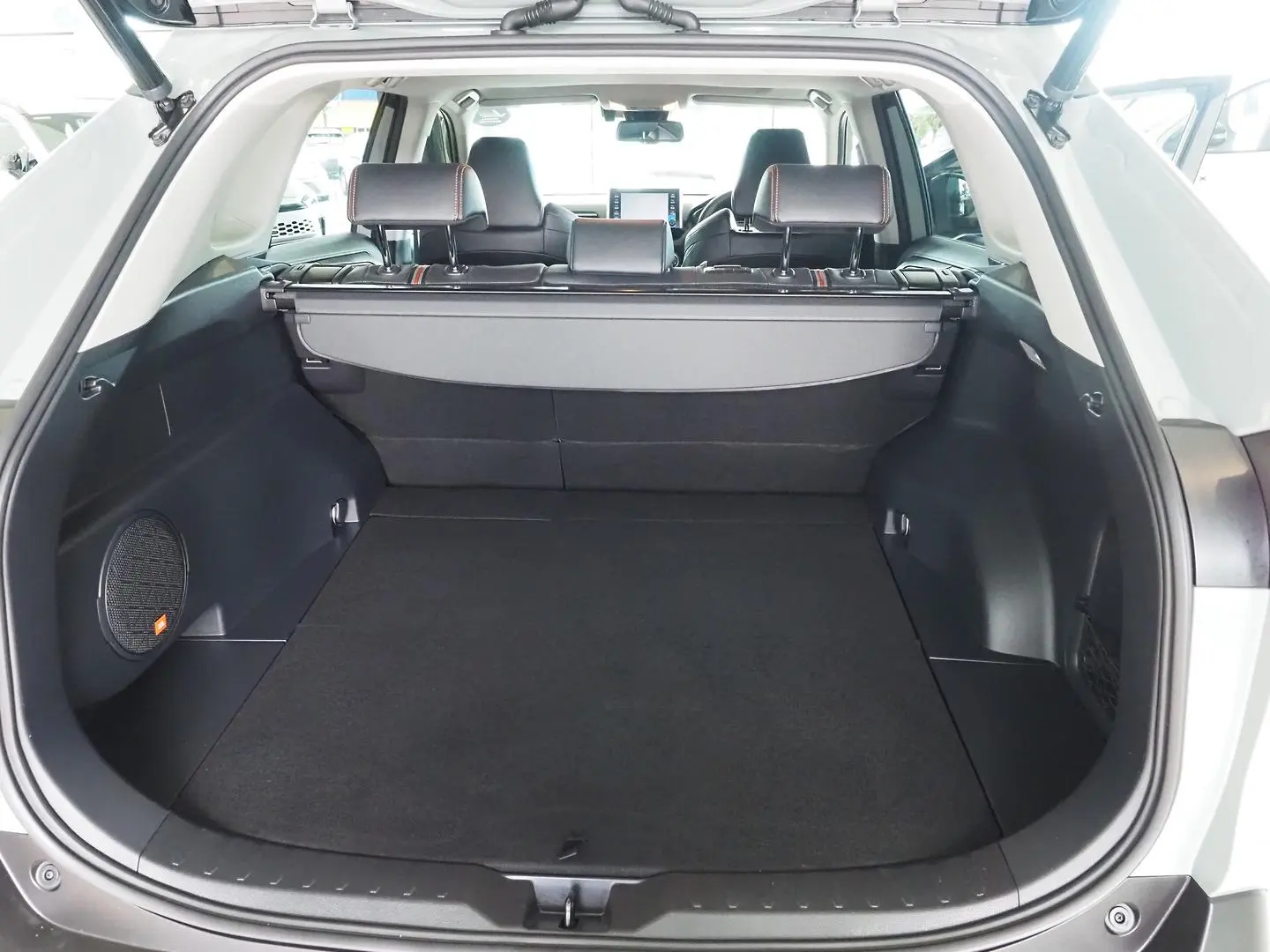 2020 Toyota RAV4 Gallery Image 18