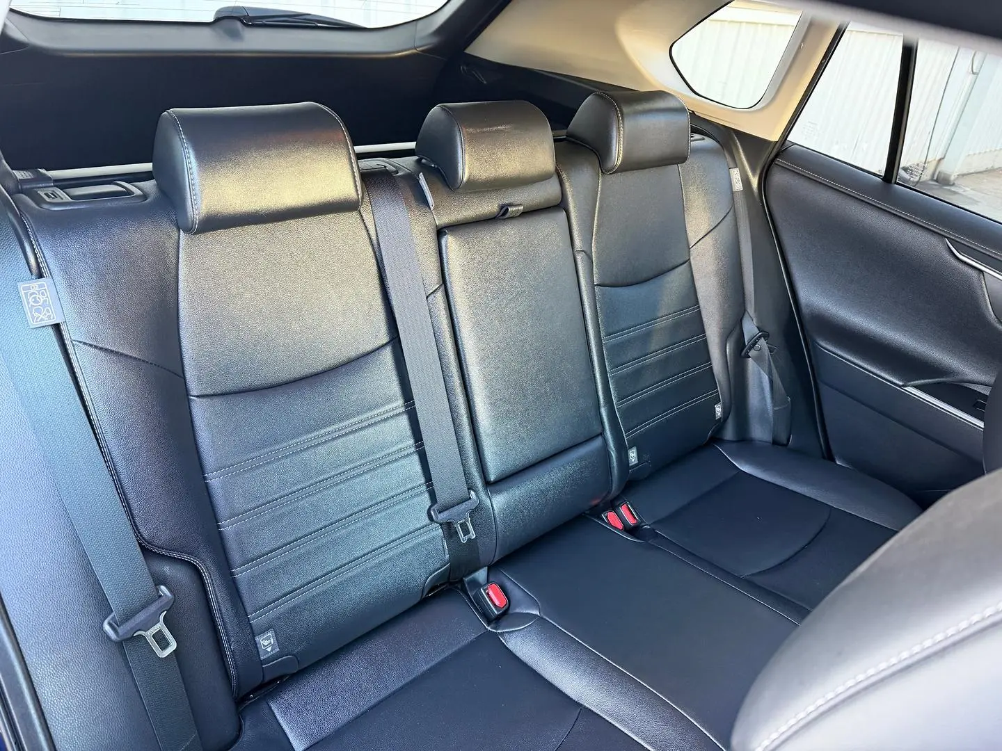 2021 Toyota RAV4 Gallery Image 11