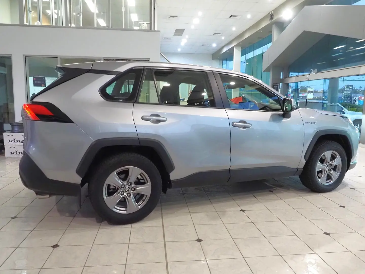 2024 Toyota RAV4 Gallery Image 7