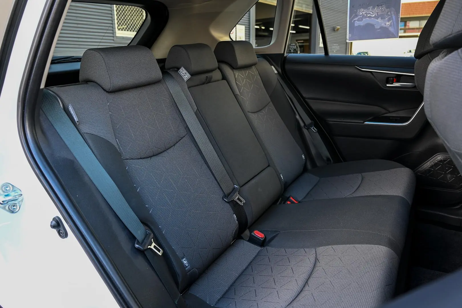2022 Toyota RAV4 Gallery Image 8