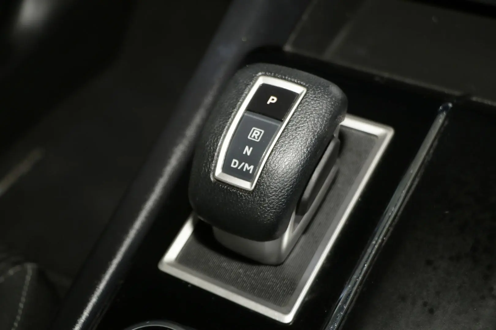 2021 Mitsubishi Outlander Gallery Image 14