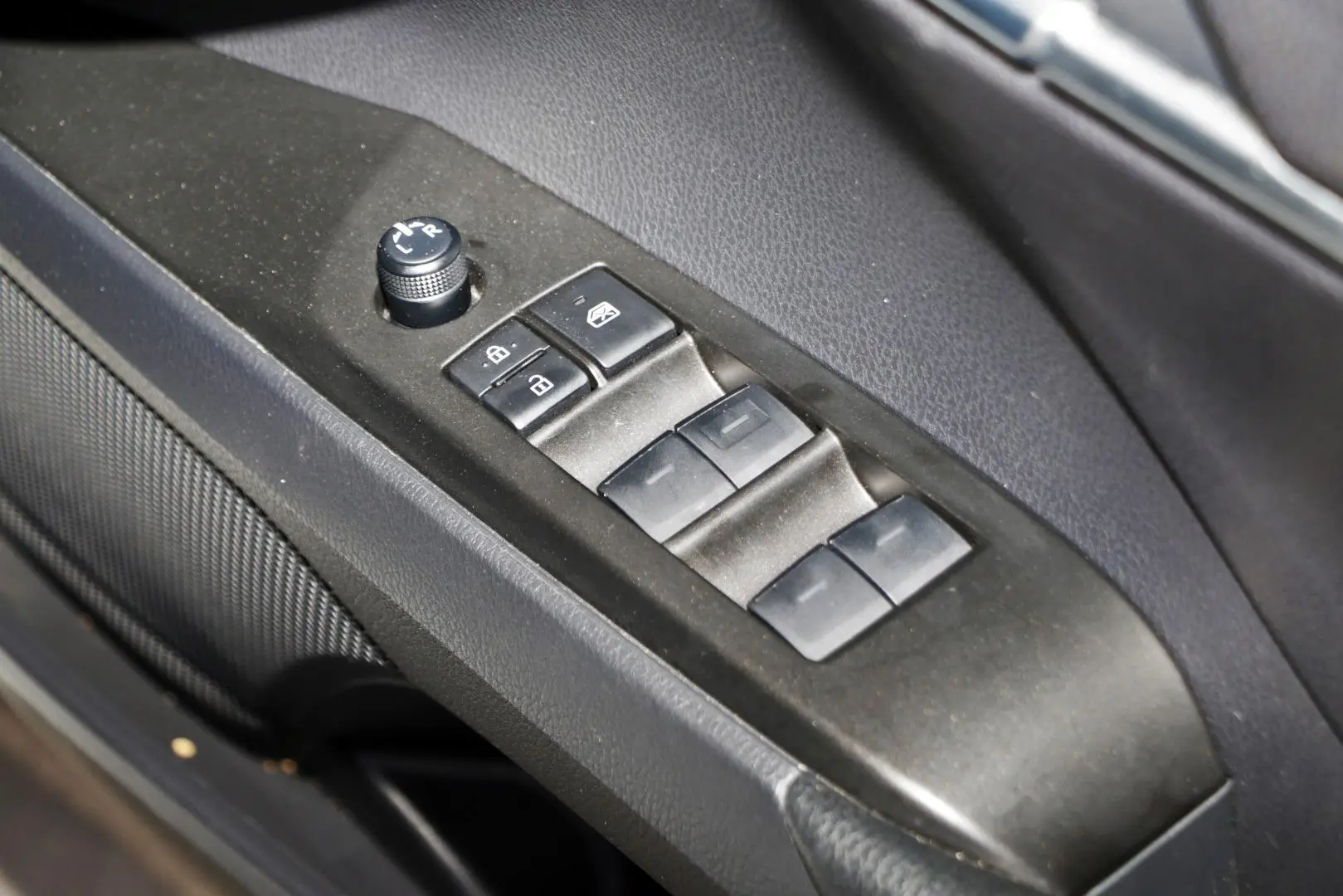 2024 Toyota Camry Gallery Image 21