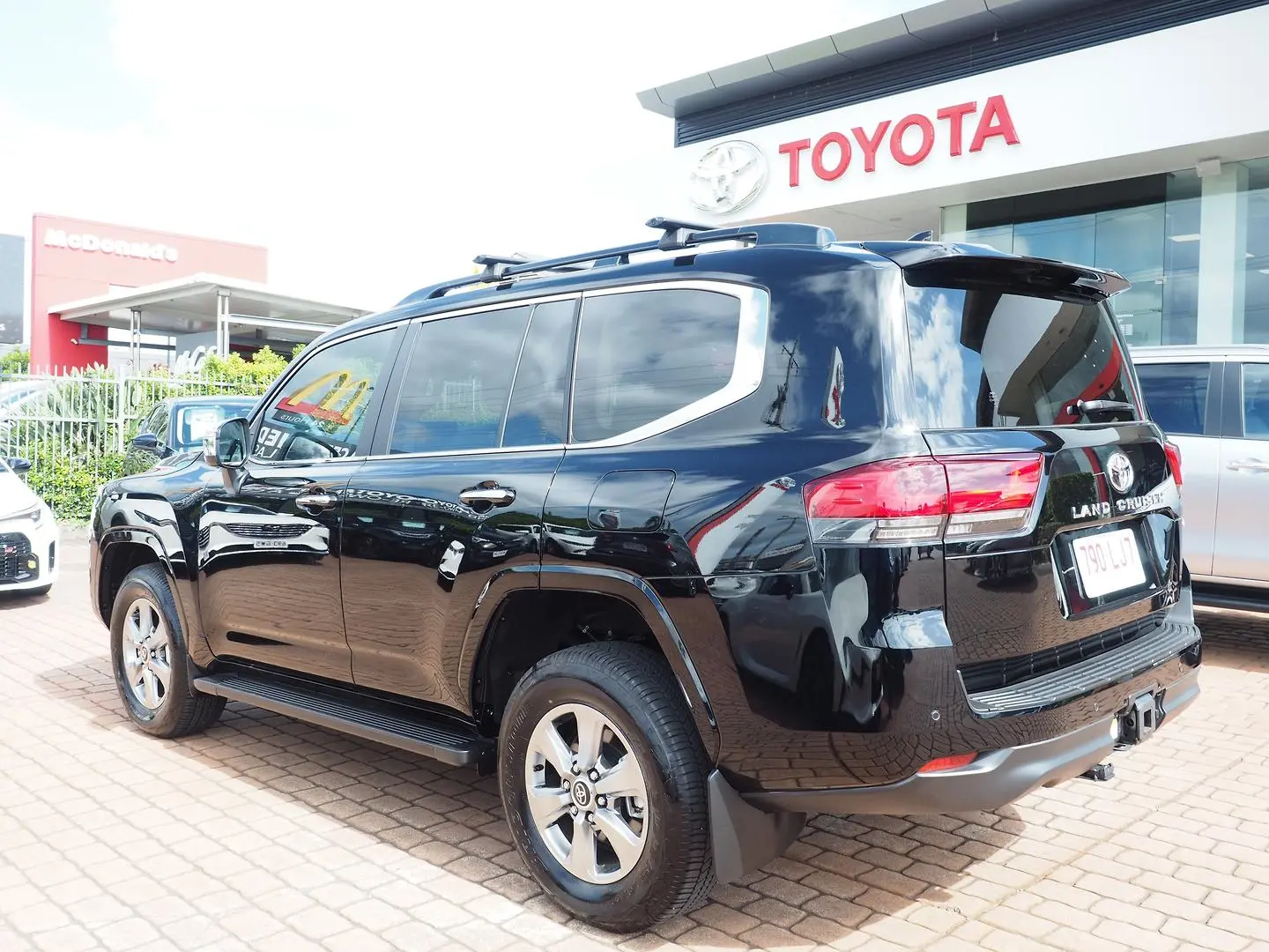 2024 Toyota Landcruiser Gallery Image 7