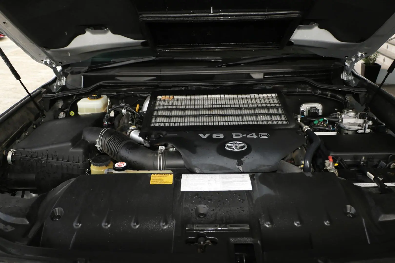 2018 Toyota Landcruiser Gallery Image 24