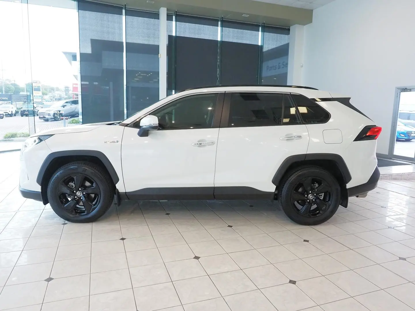 2021 Toyota RAV4 Gallery Image 12
