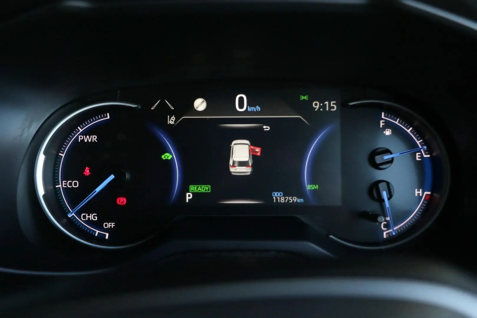 2022 Toyota RAV4 Gallery Image 13