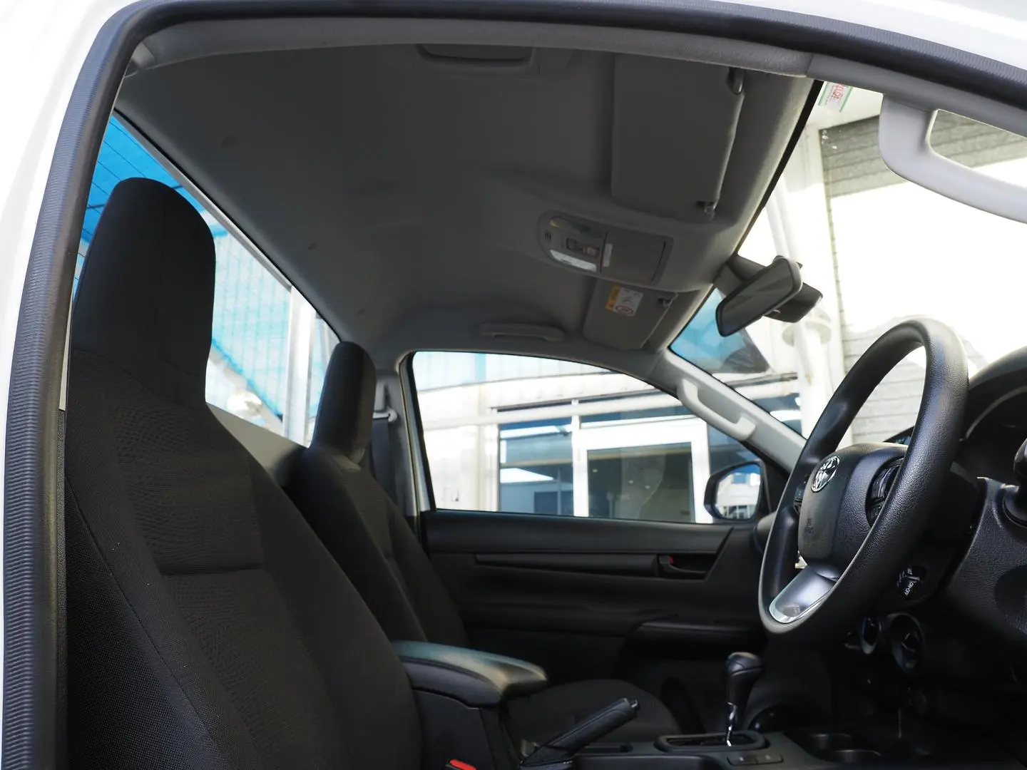 2023 Toyota Hilux Gallery Image 30