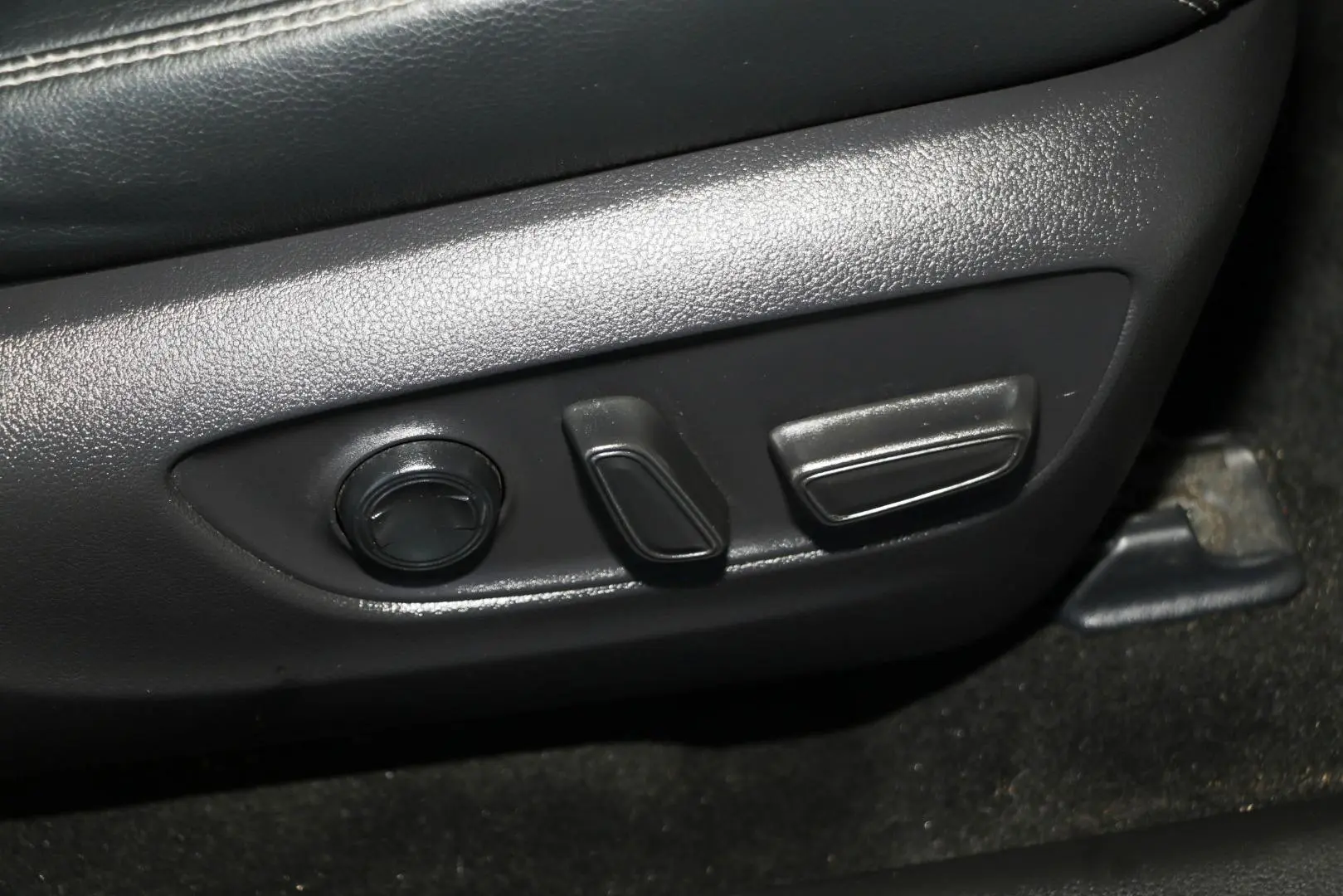 2021 Toyota RAV4 Gallery Image 15
