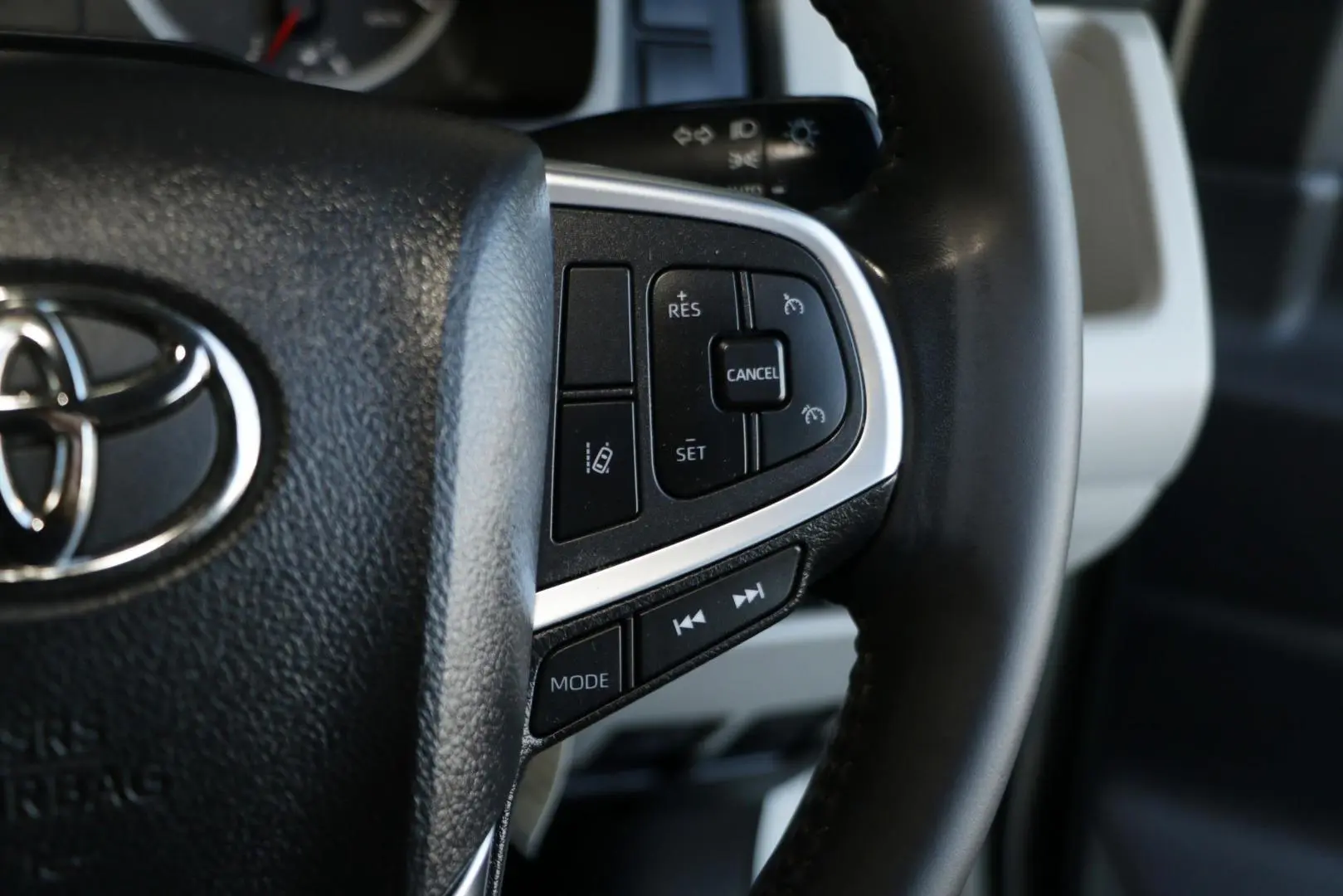 2024 Toyota Hiace Gallery Image 13