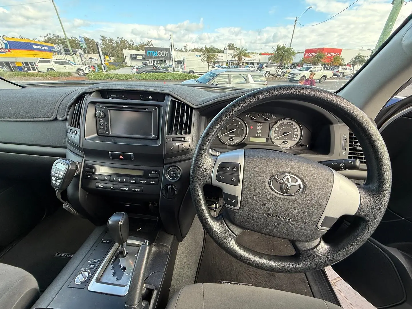 2015 Toyota Landcruiser Gallery Image 14