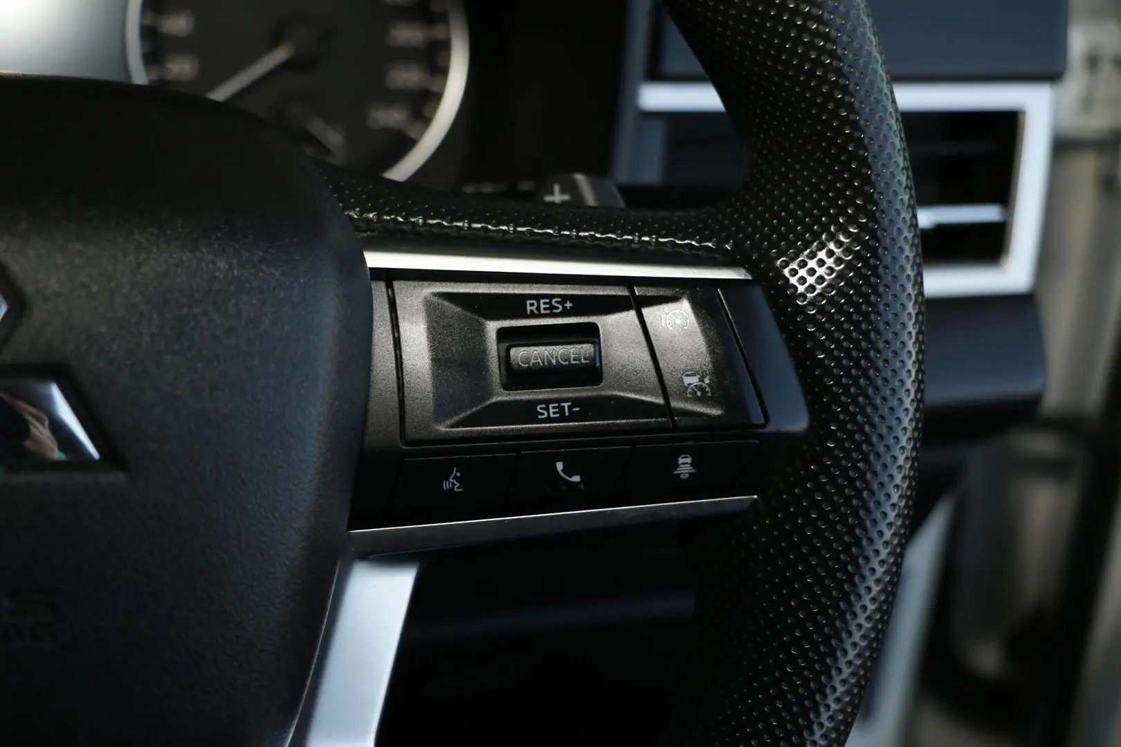 2021 Mitsubishi Outlander Gallery Image 17