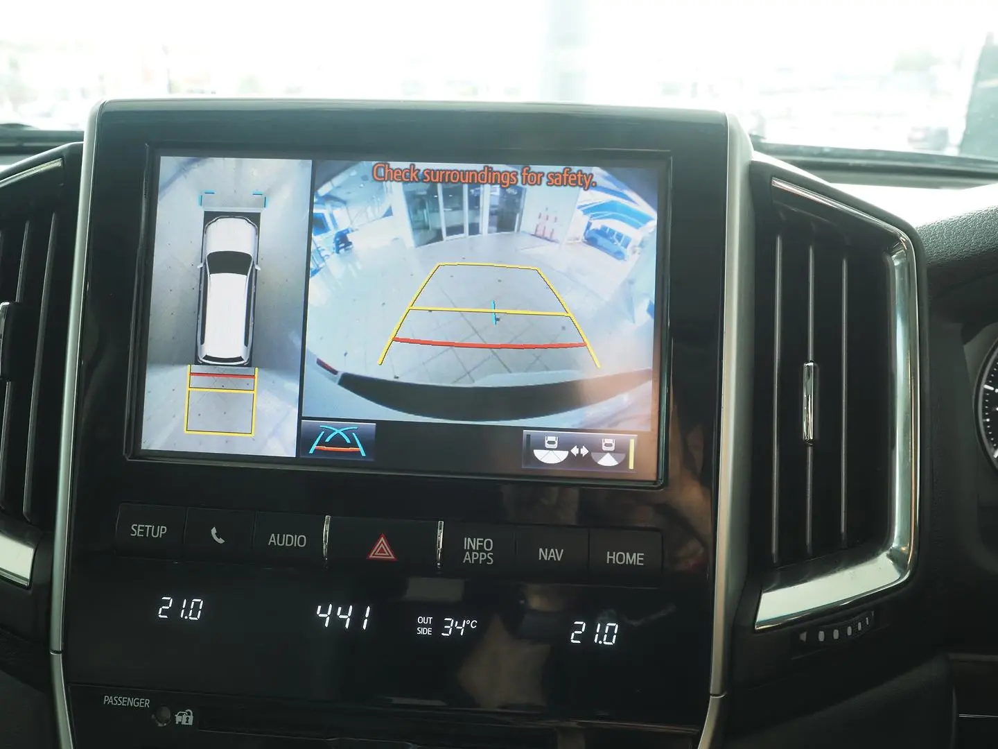 2018 Toyota Landcruiser Gallery Image 28