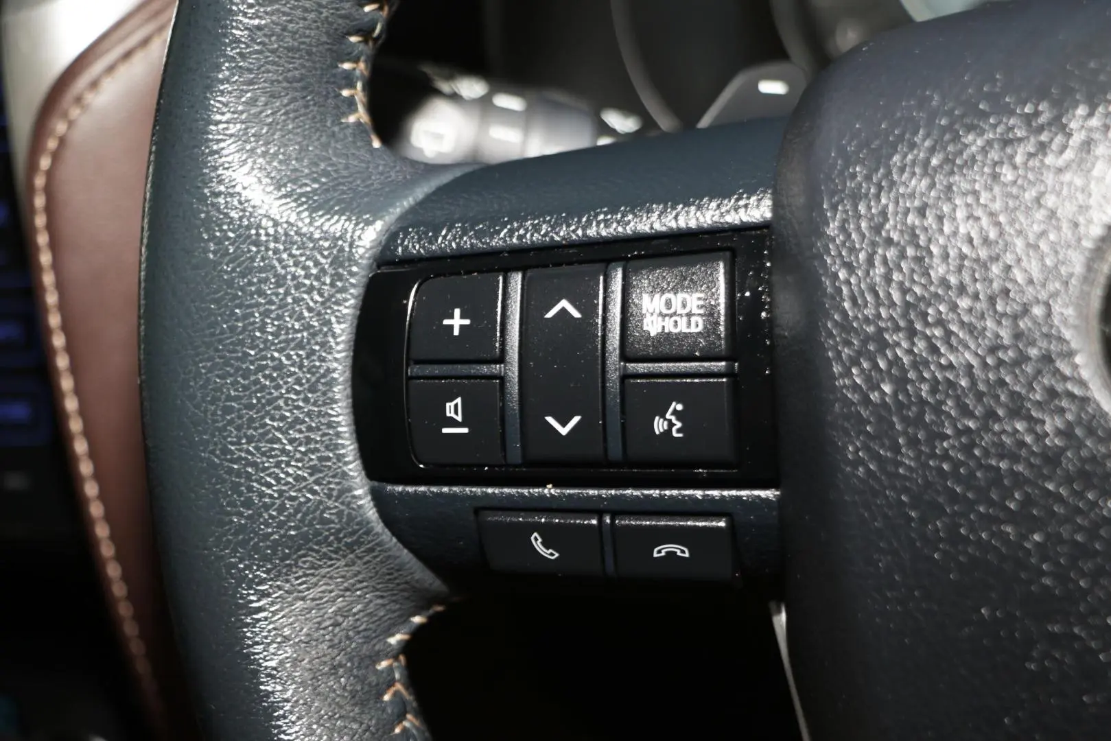 2015 Toyota Fortuner Gallery Image 15