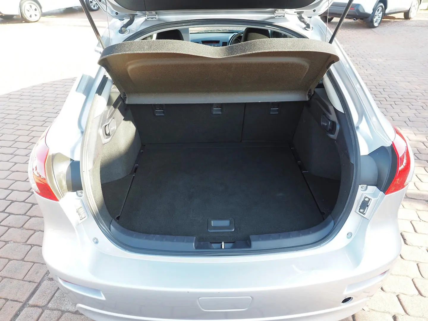 2009 Mitsubishi Lancer Gallery Image 9