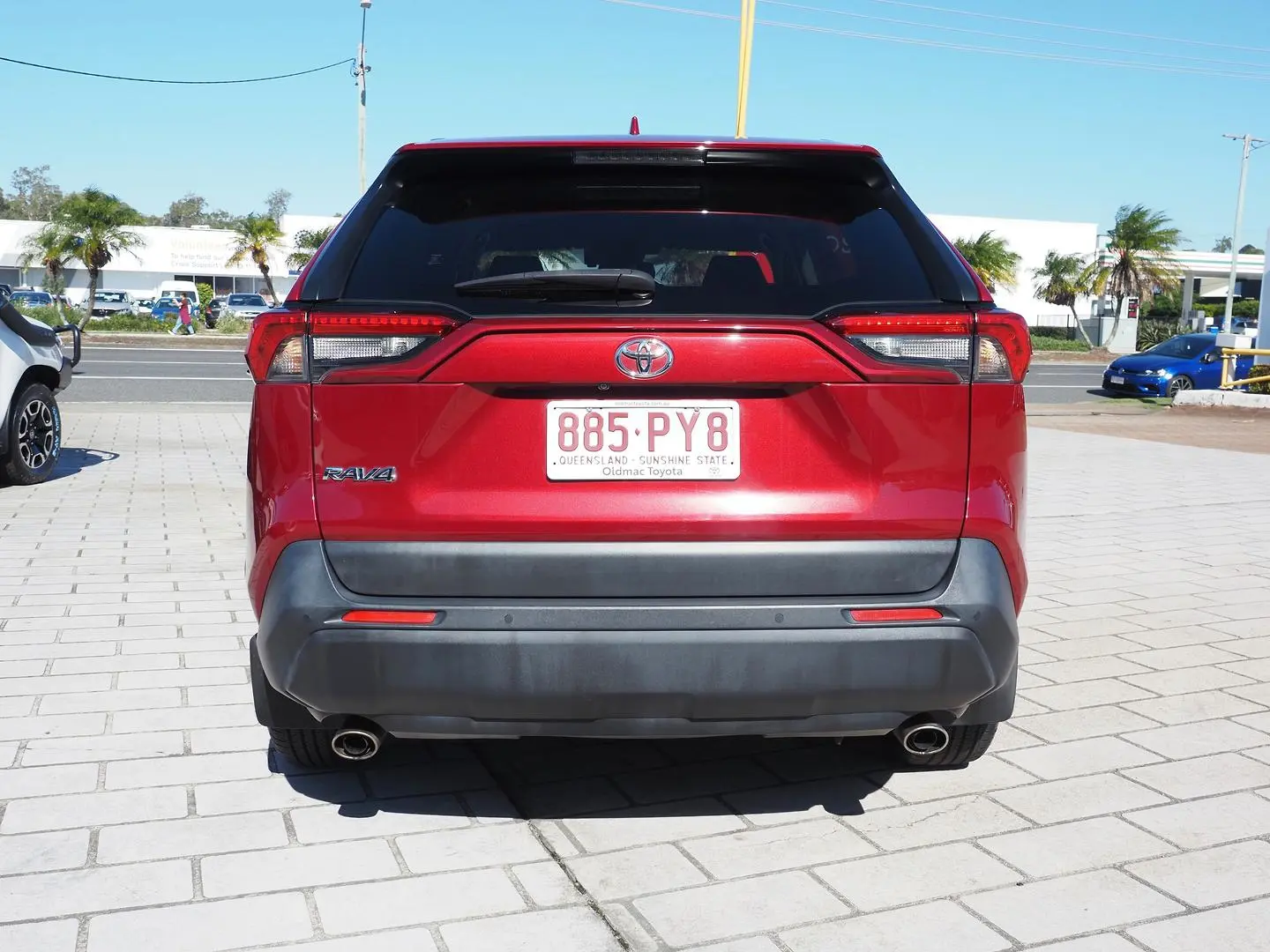 2019 Toyota RAV4 Gallery Image 8