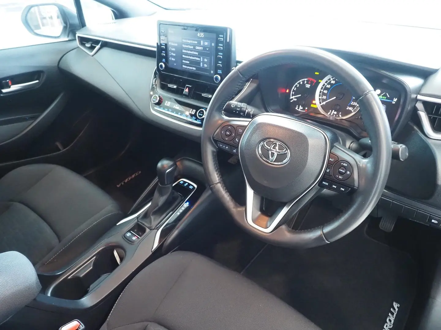 2021 Toyota Corolla Gallery Image 4