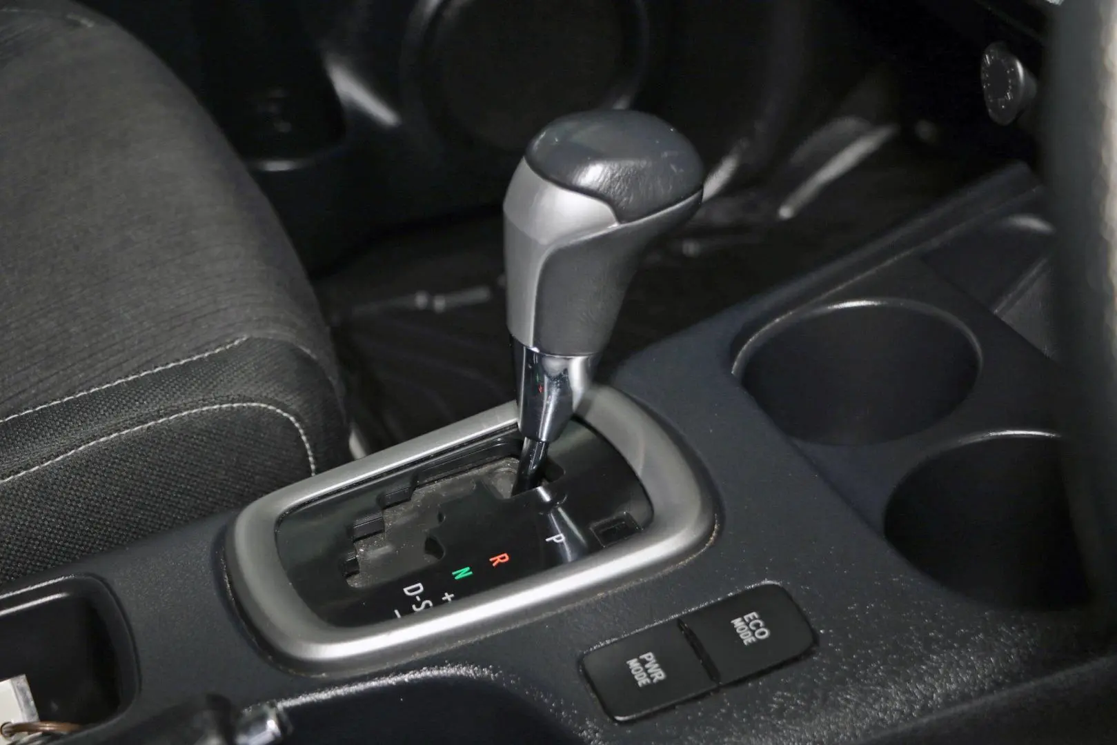 2018 Toyota Hilux Gallery Image 11