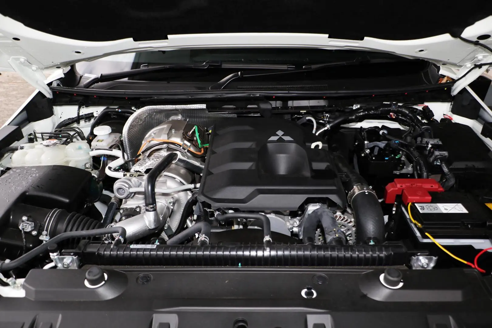 2025 Mitsubishi Triton Gallery Image 19