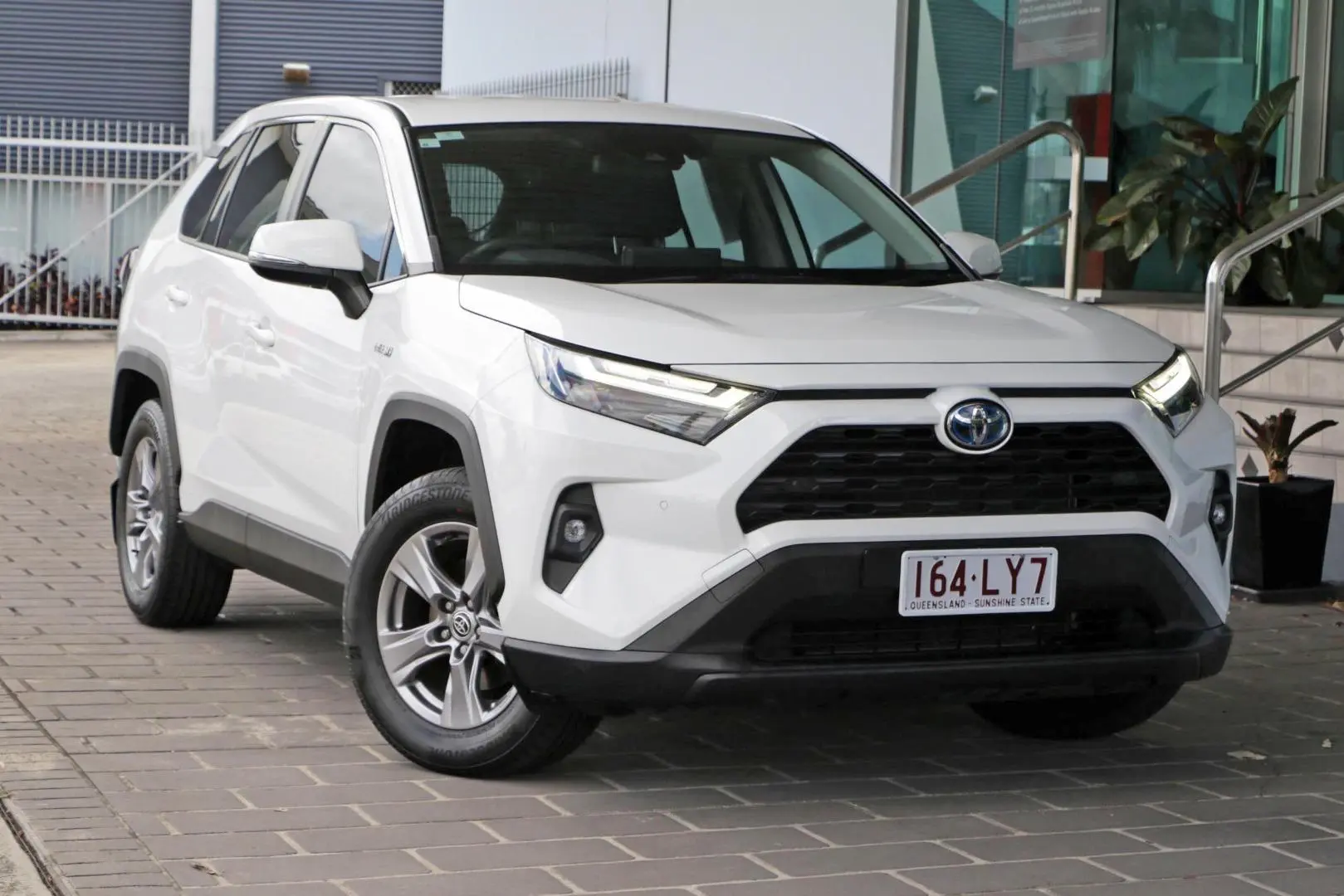 2022 Toyota Rav4 Gallery Image 3