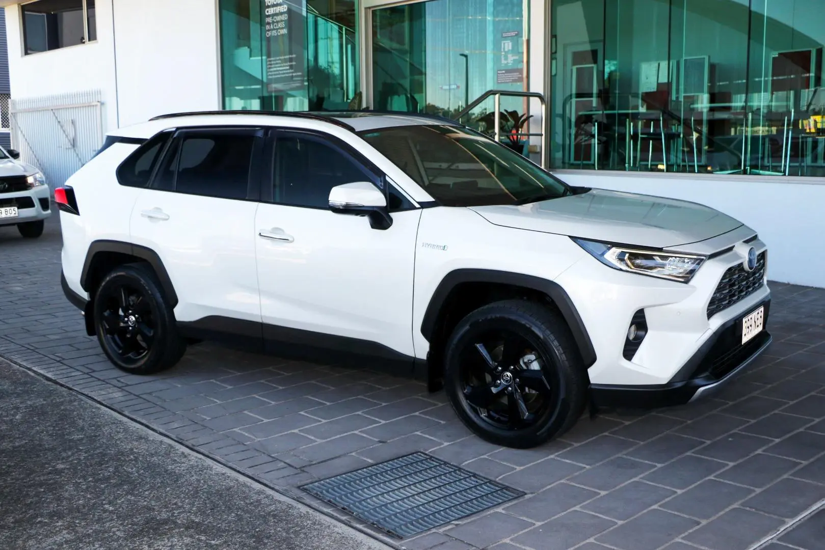 2021 Toyota RAV4 Gallery Image 5