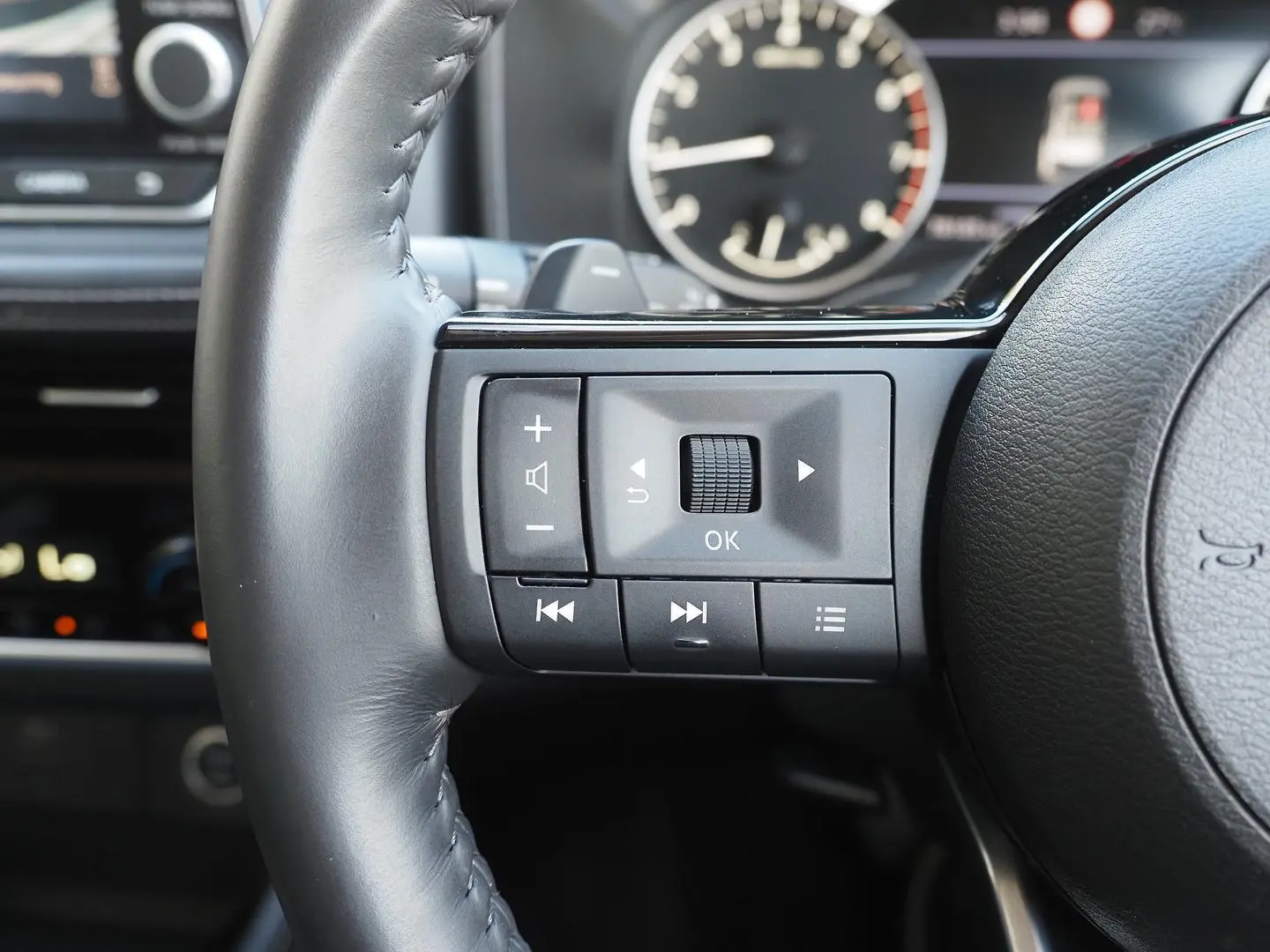 2022 Nissan X-TRAIL Gallery Image 19