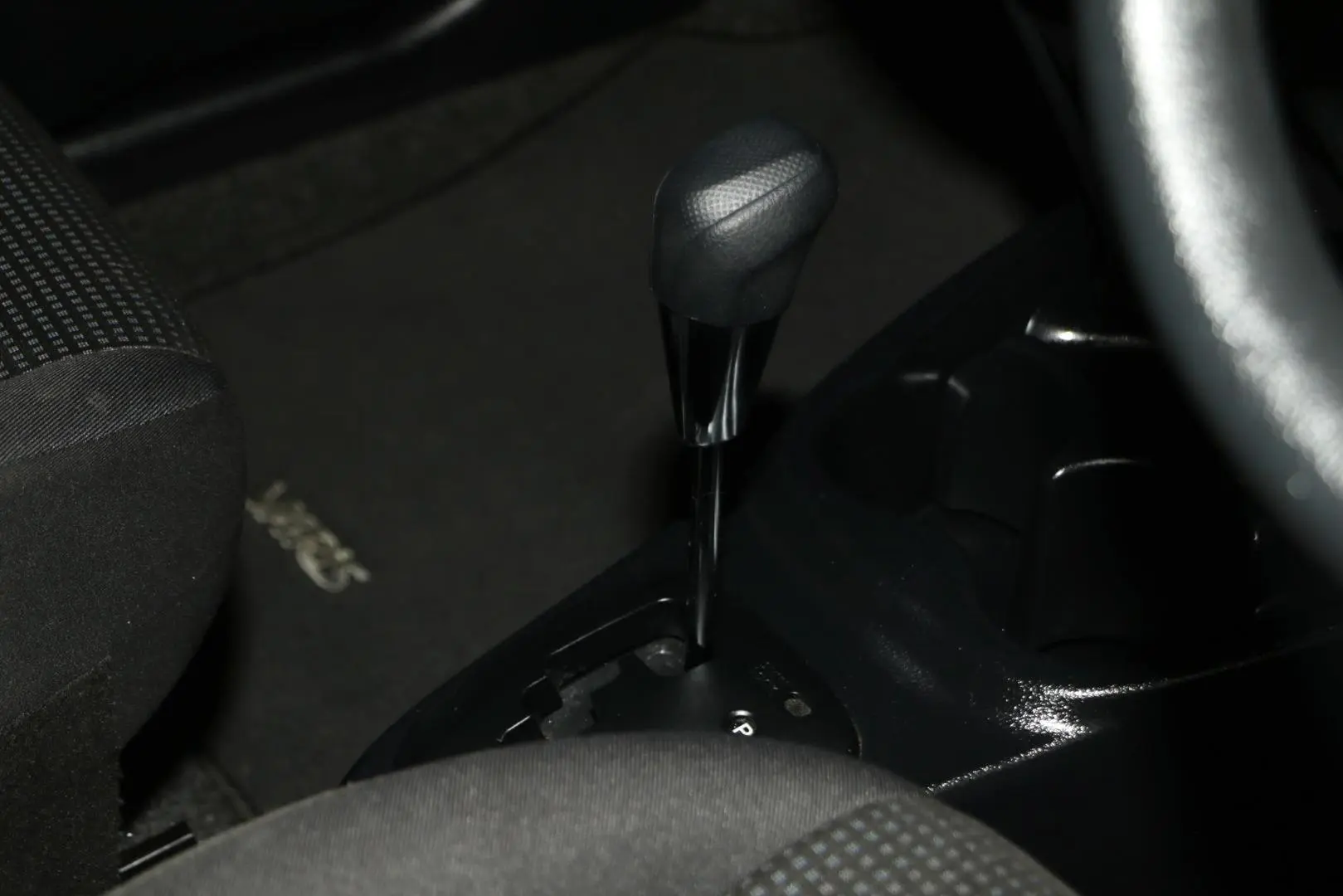 2019 Toyota Yaris Gallery Image 12