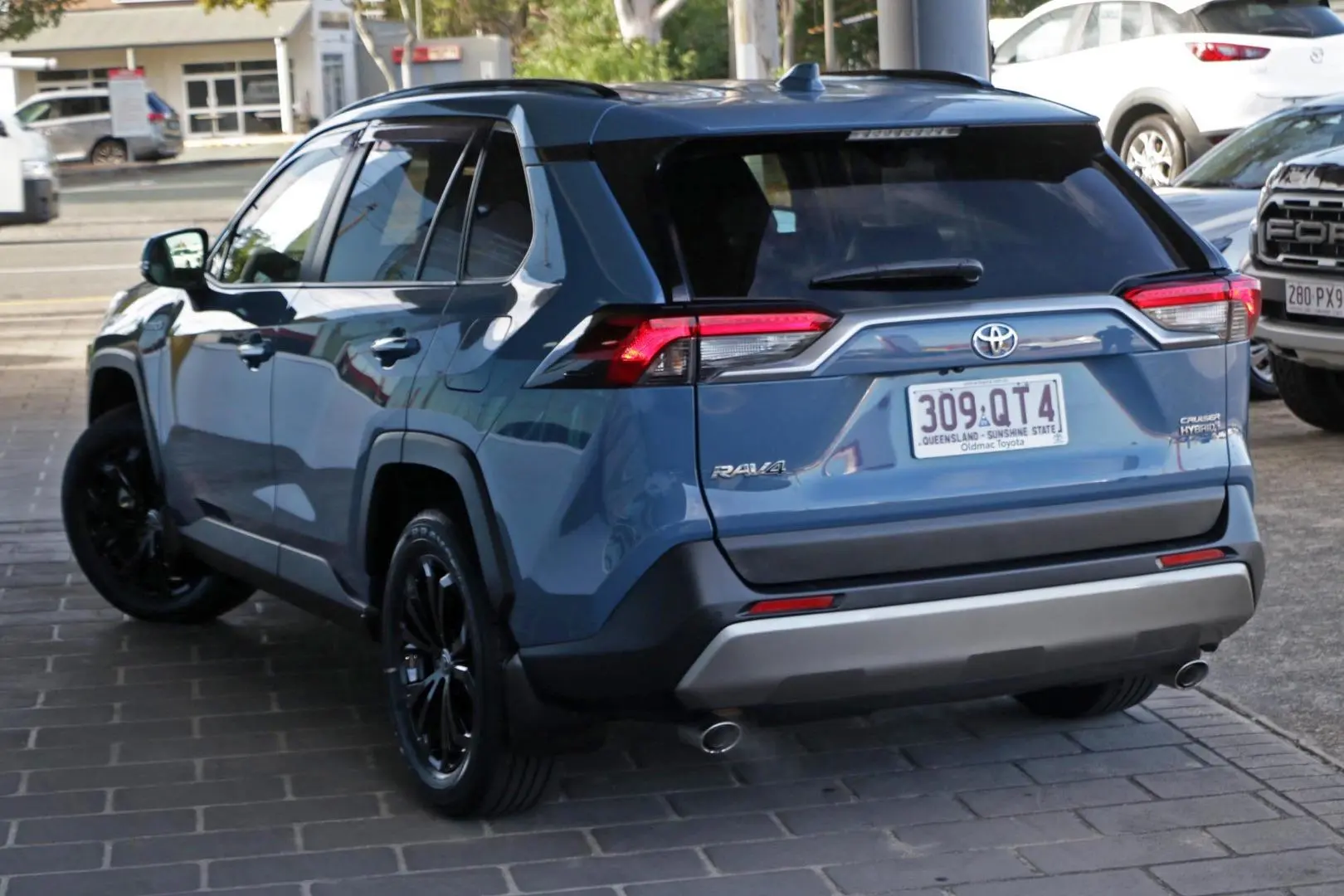 2023 Toyota RAV4 Gallery Image 3