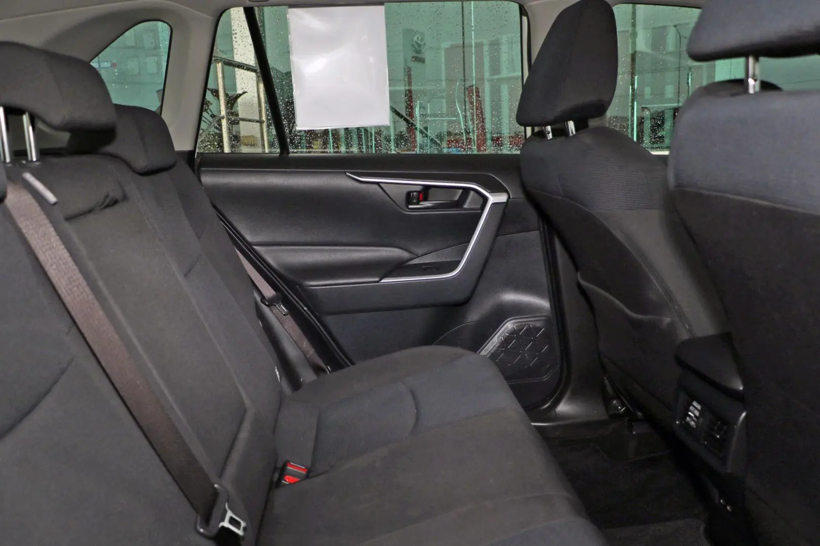 2023 Toyota RAV4 Gallery Image 9