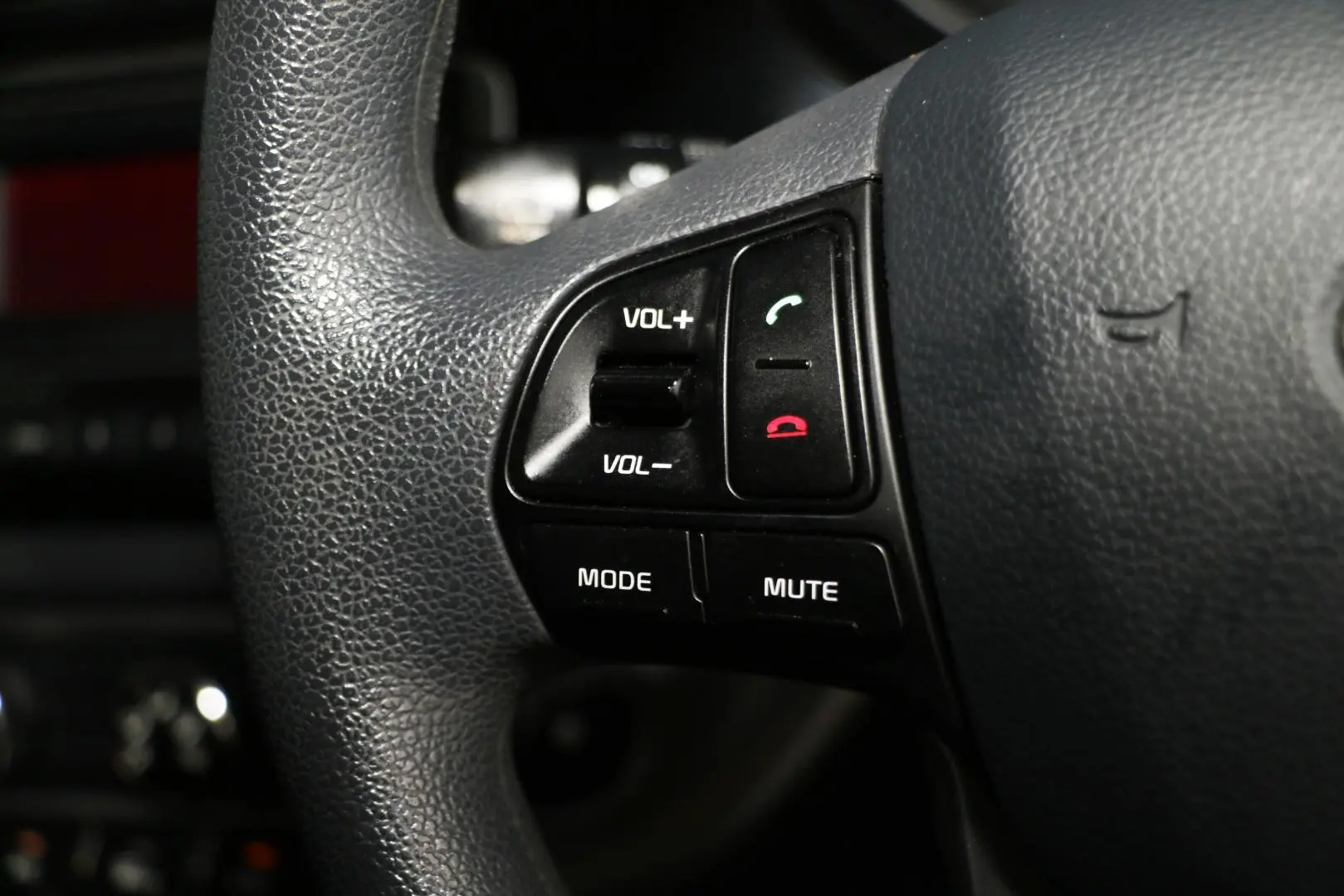 2015 Kia Rio Gallery Image 11