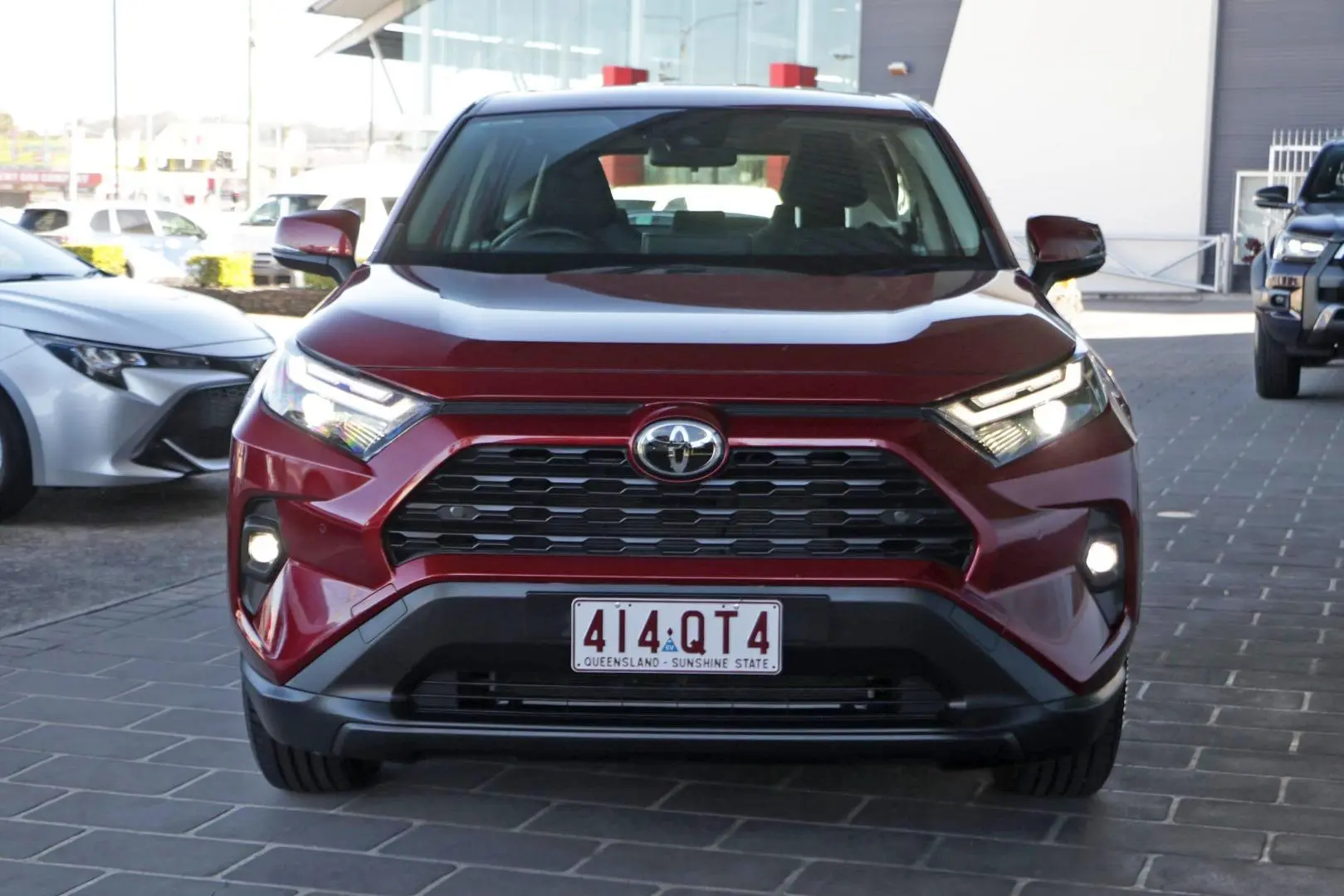 2025 Toyota RAV4 Gallery Image 4
