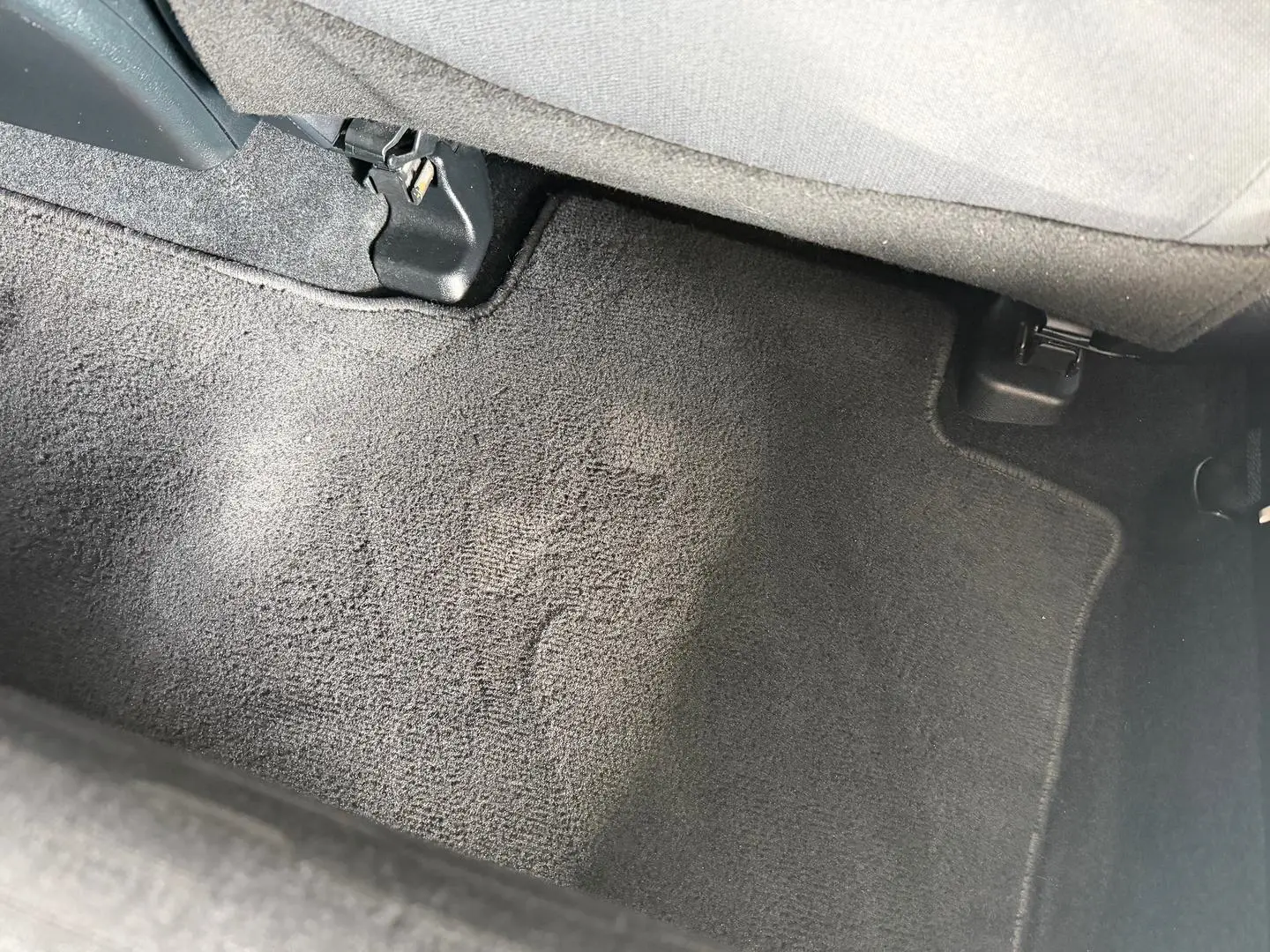 2016 Toyota Aurion Gallery Image 10