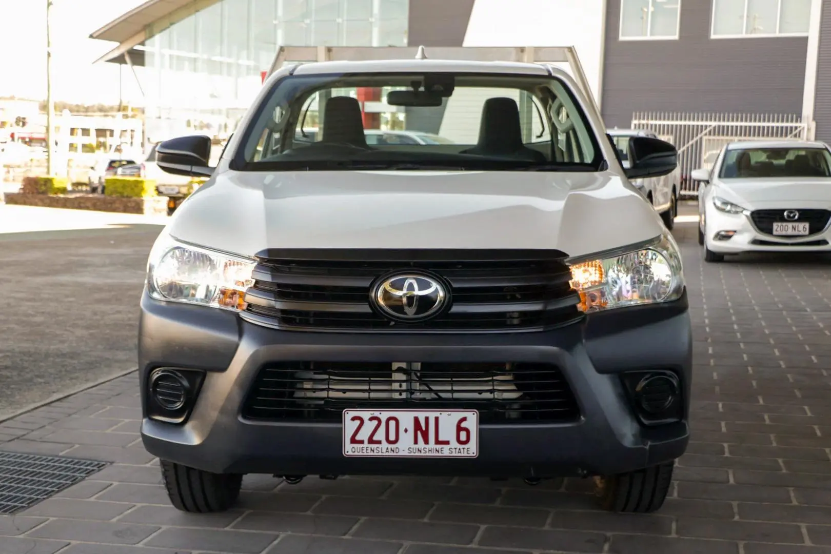 2022 Toyota Hilux Gallery Image 3