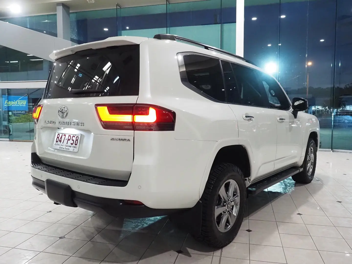2022 Toyota Landcruiser Gallery Image 7