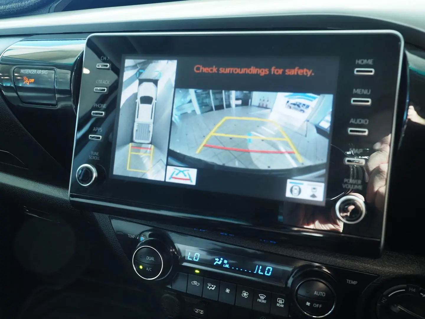 2025 Toyota Hilux Gallery Image 35